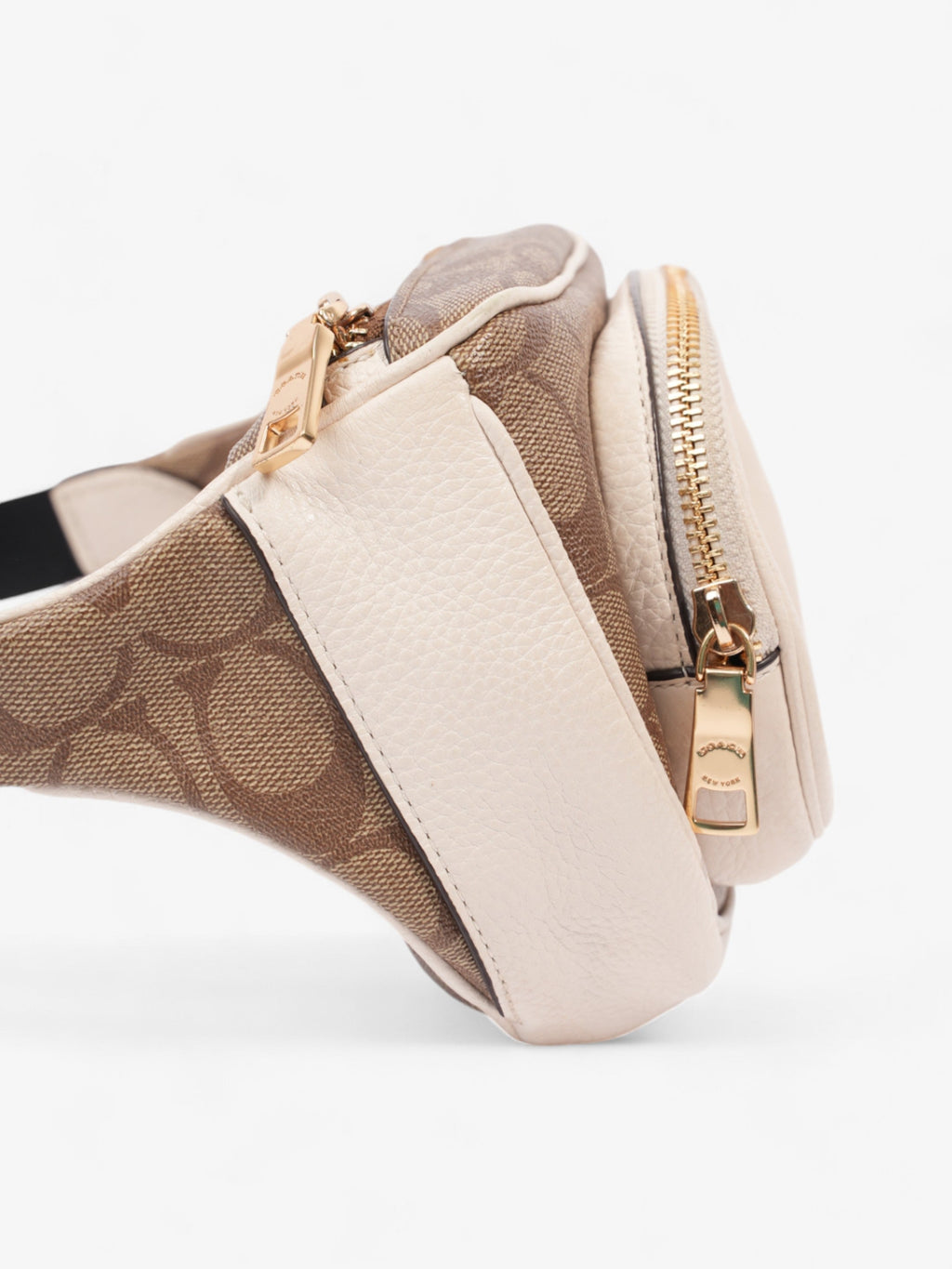 Coach Court Bum Bag Cream / Beige Canvas