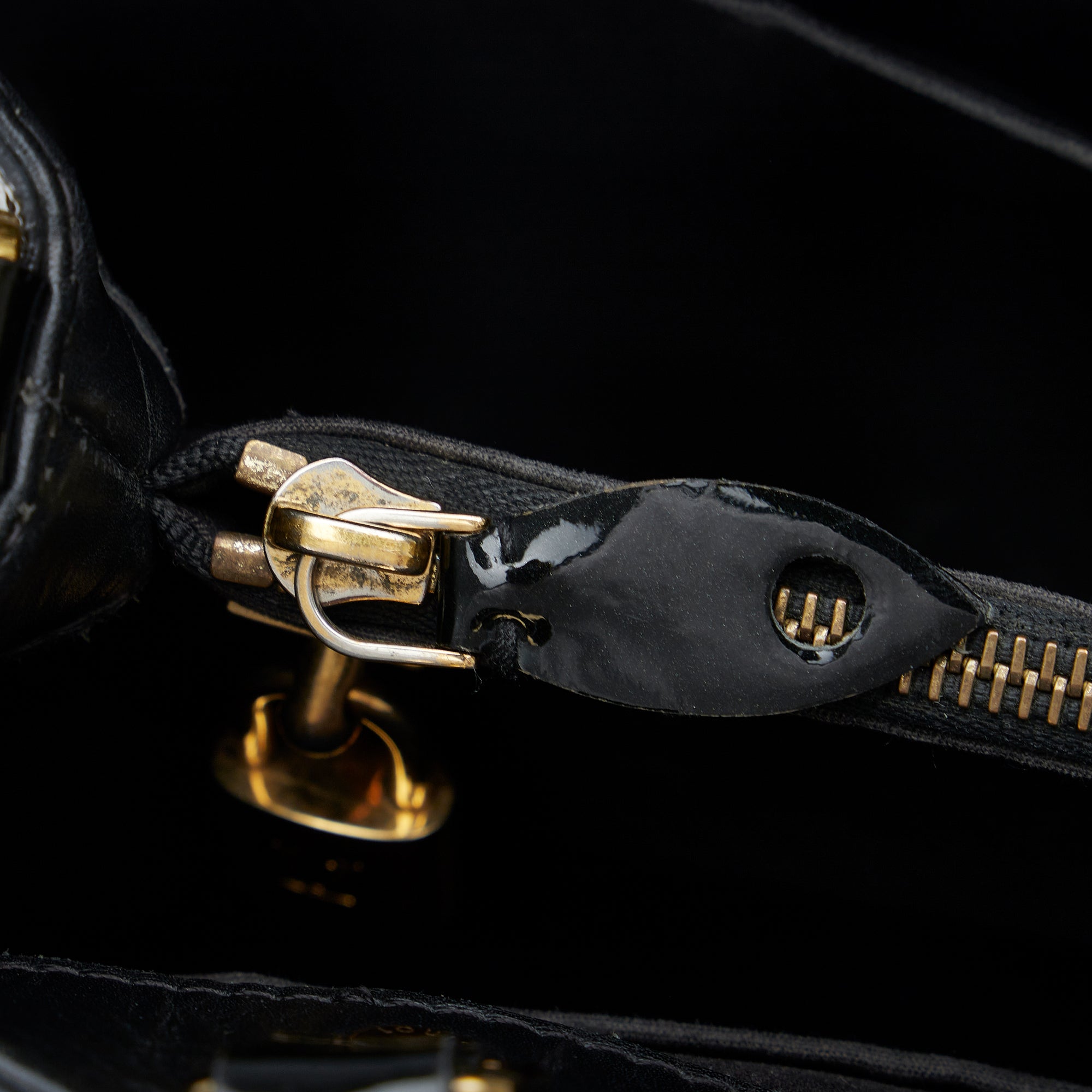 Louis Vuitton Montaigne BB Black Vernis