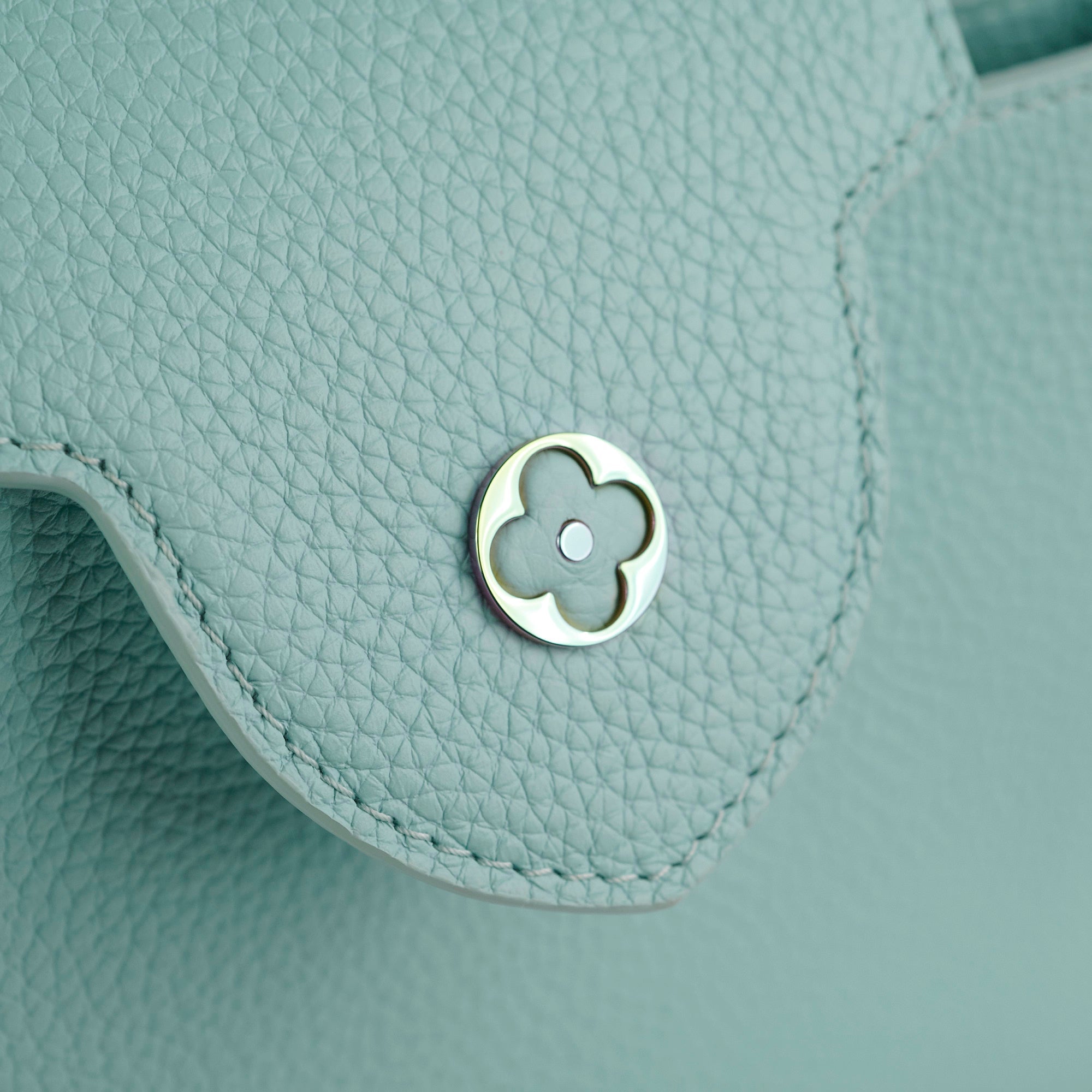 Louis Vuitton Capucines BB Light Blue