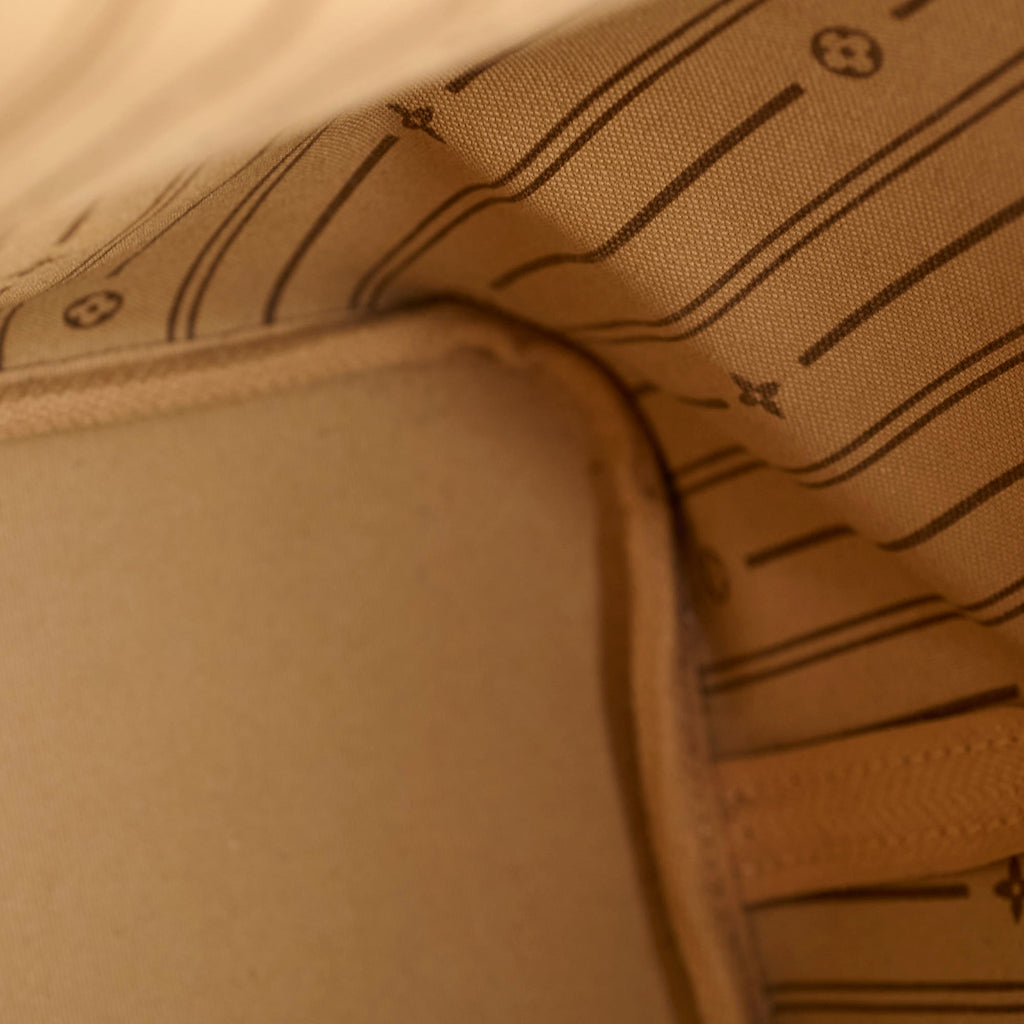 Louis Vuitton Neverfull MM Monogram