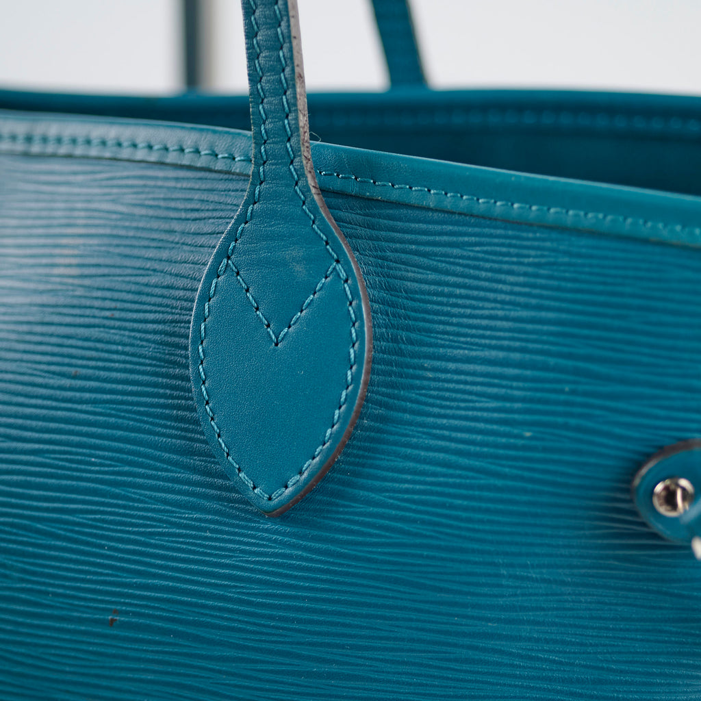 Louis Vuitton Epi Neverfull MM Blue