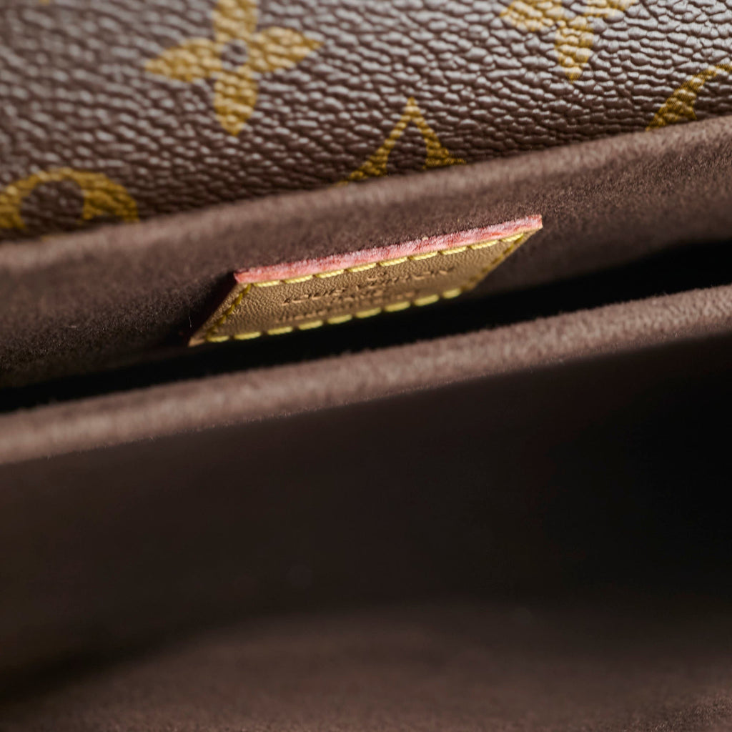 Louis Vuitton Pochette Metis Monogram