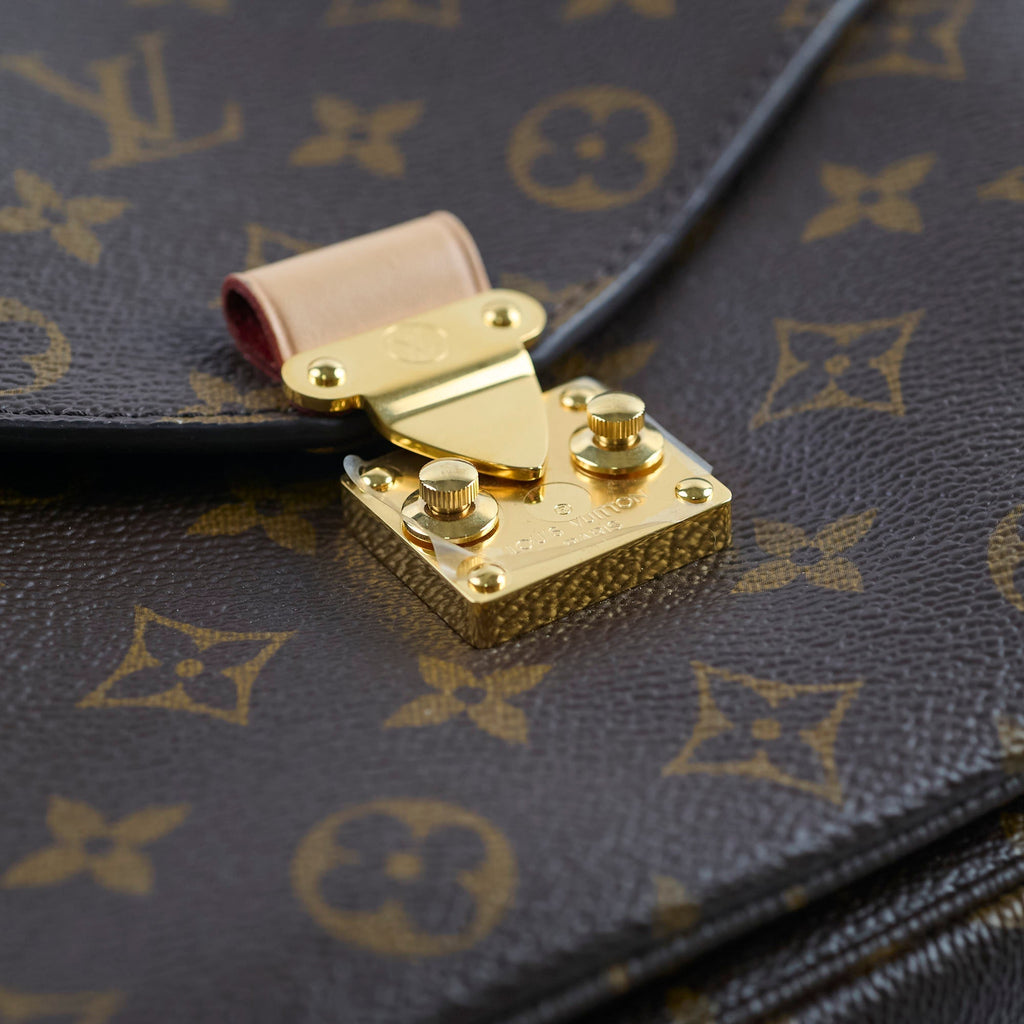 Louis Vuitton Pochette Metis Monogram
