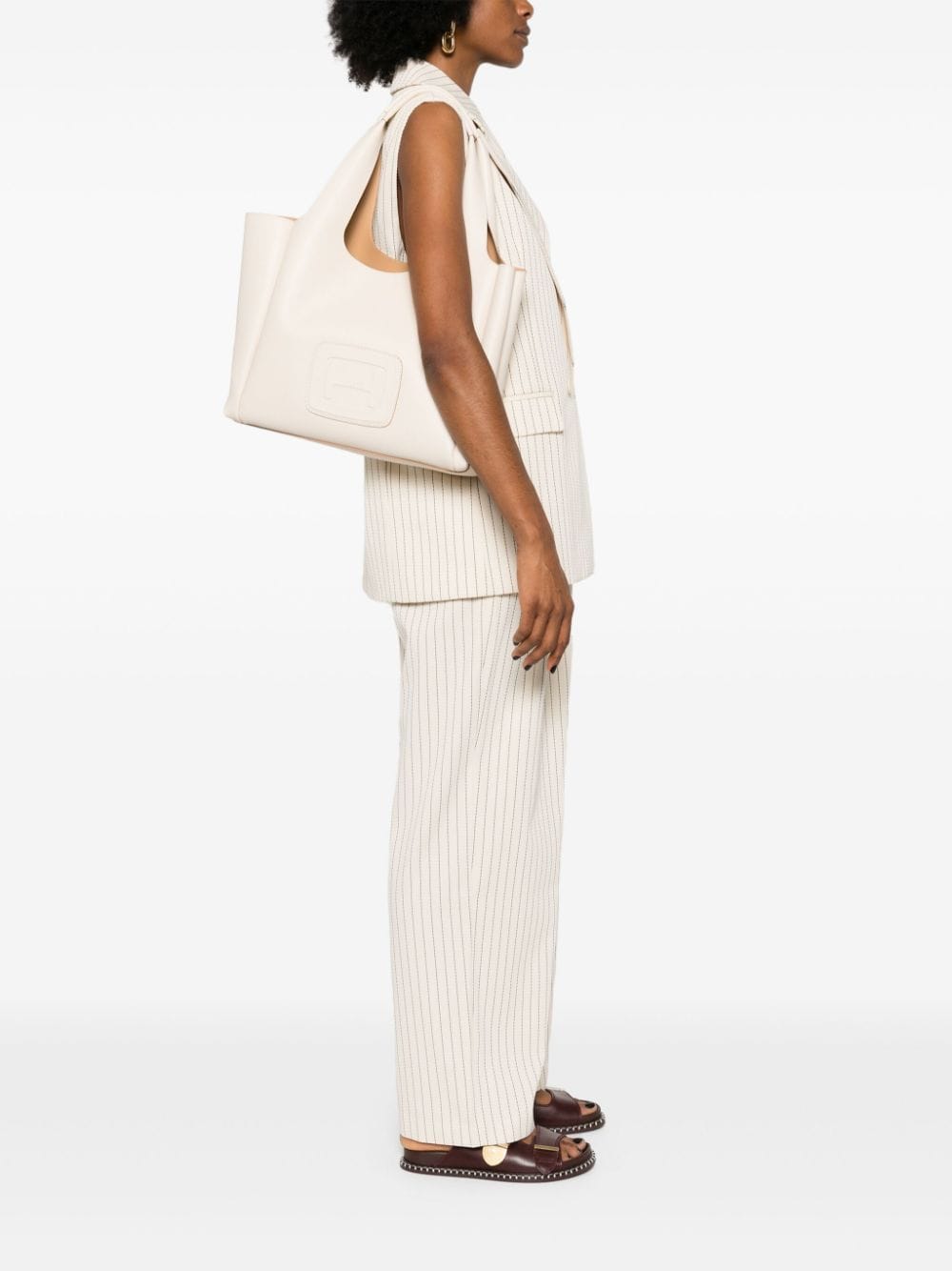 H-BAG MEDIUM LEATHER BAG