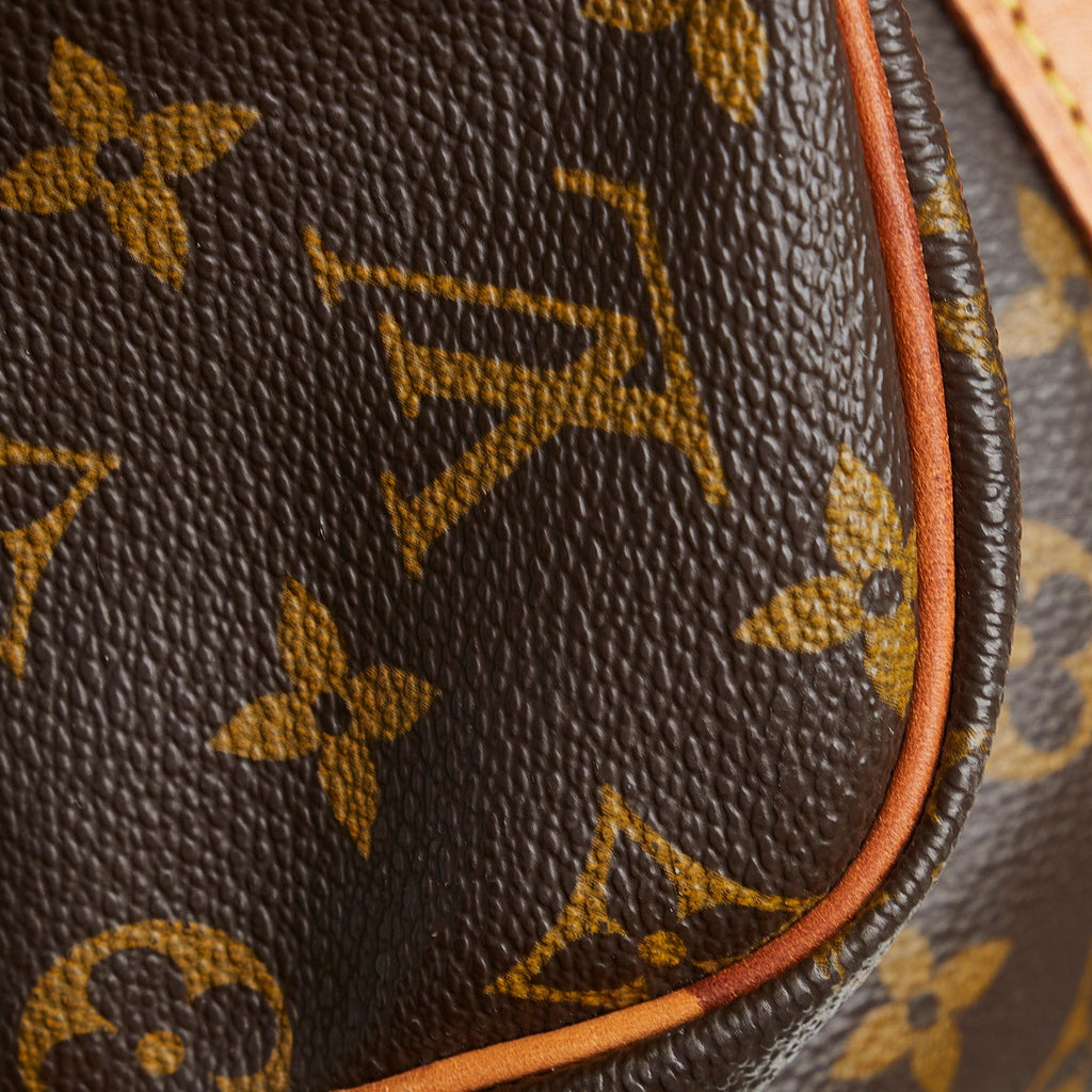 Louis Vuitton Sac Souple 55 Monogram Canvas
