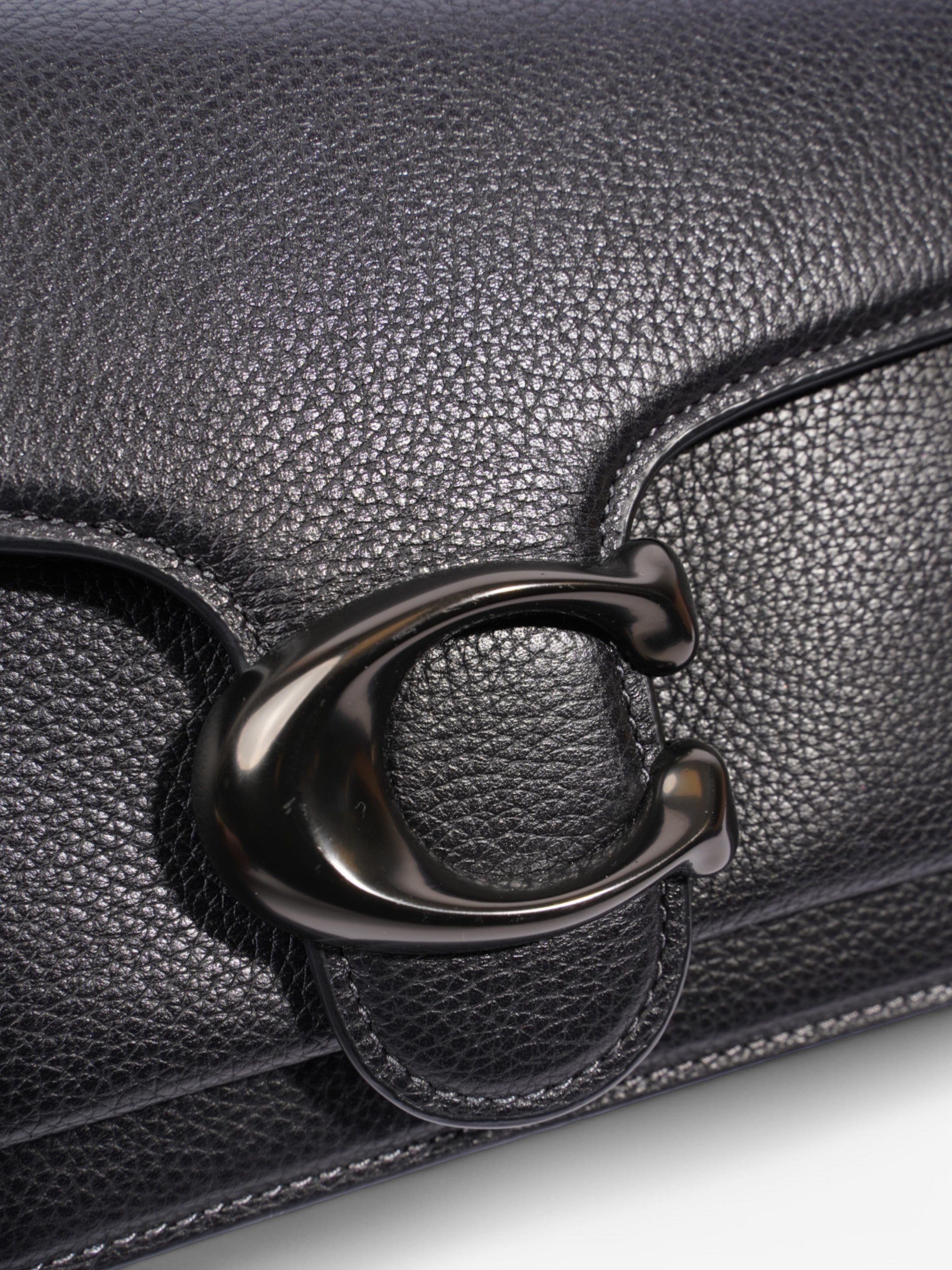 Coach Tabby Black Leather 26