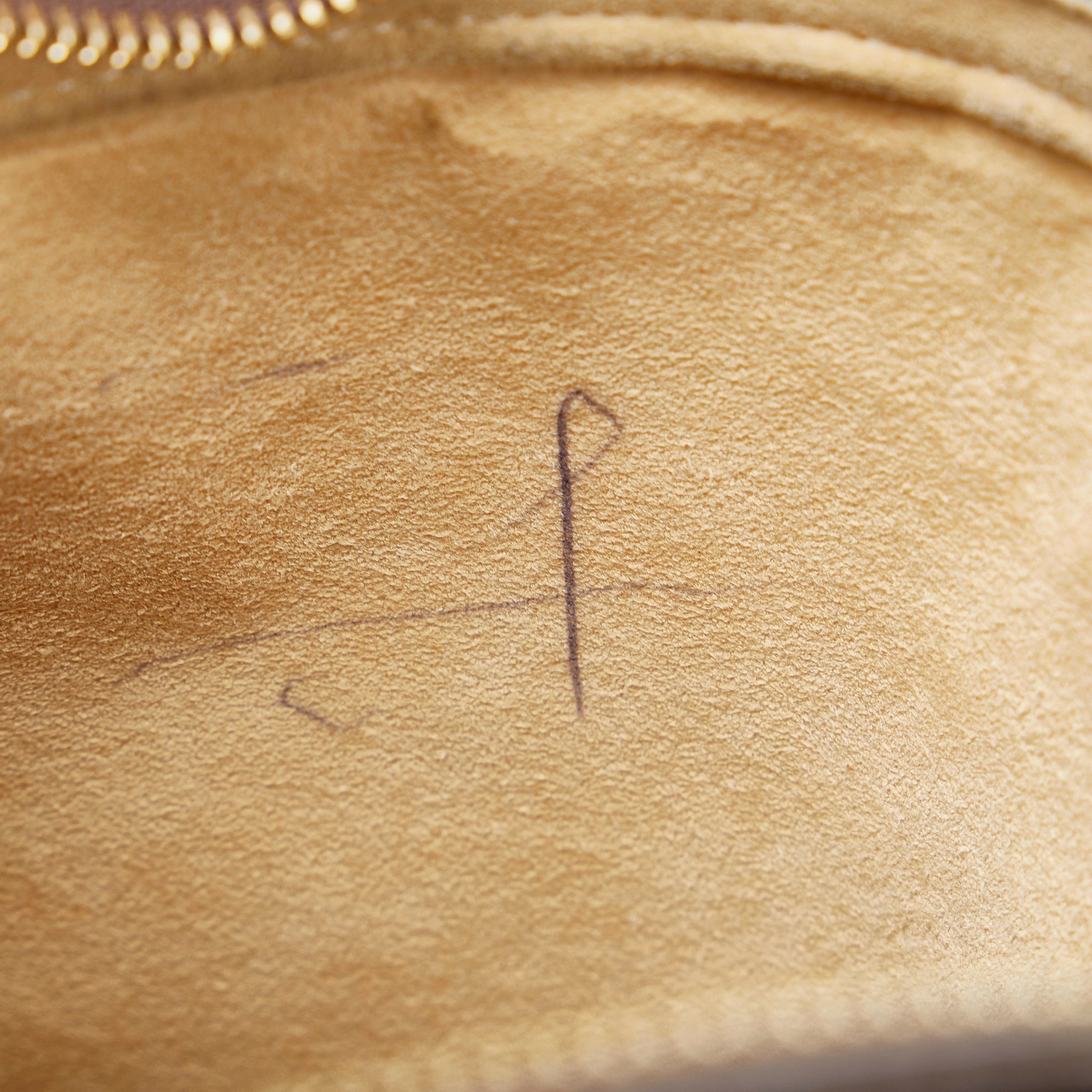 Louis Vuitton Looping GM Monogram Canvas