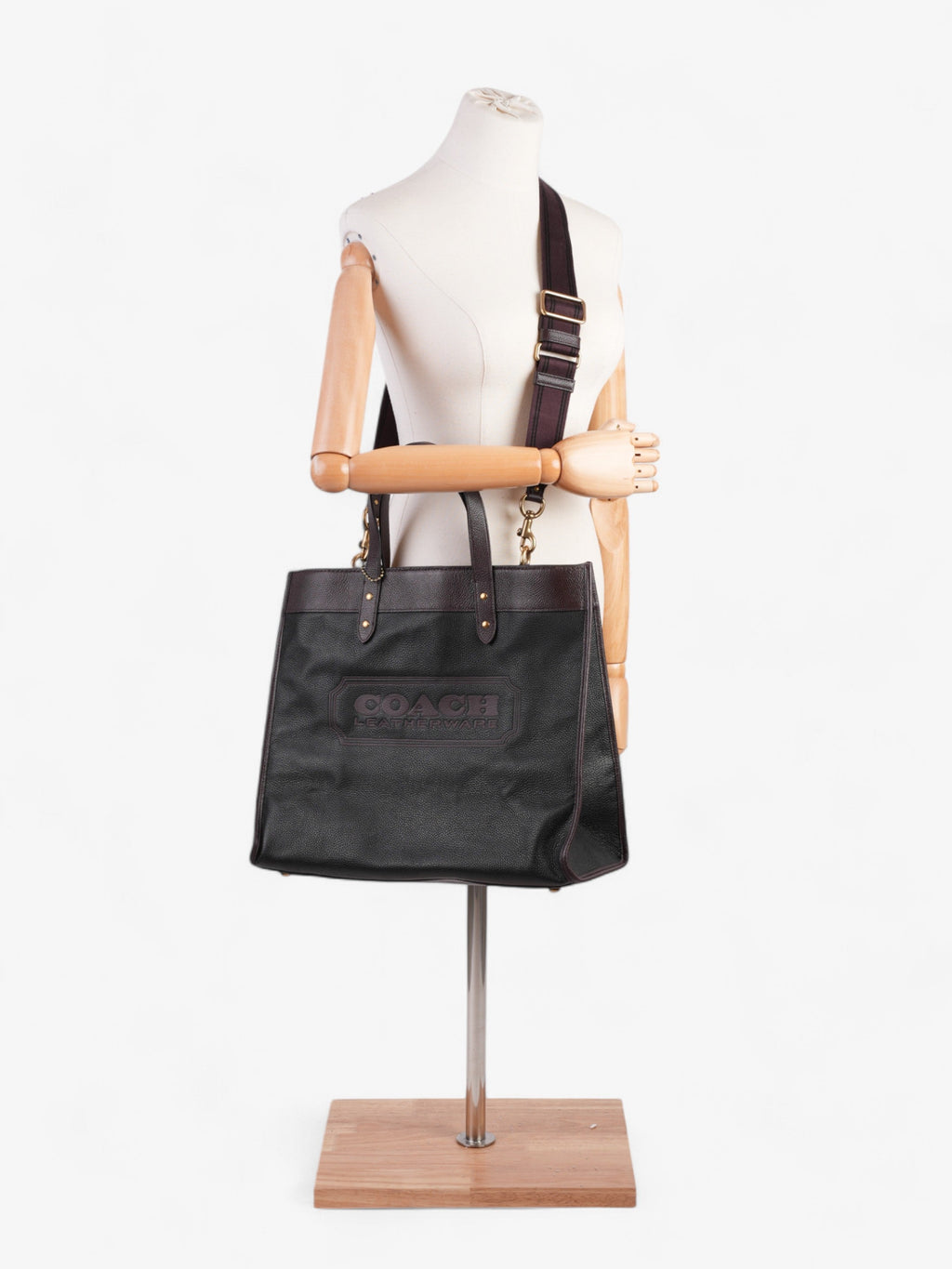 Coach Field Tote Black / Oxblood Leather 40