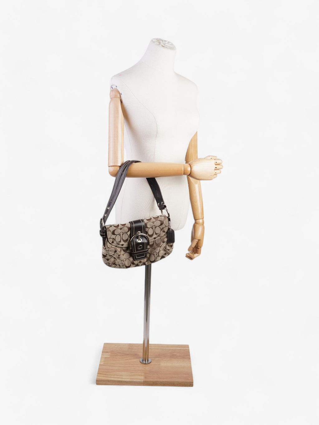 Coach Signature C Soho Beige / Brown Canvas