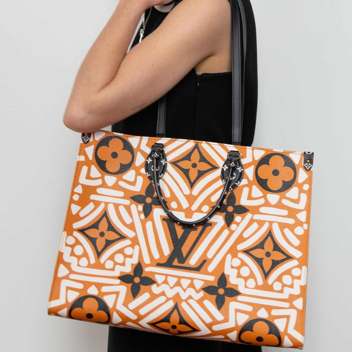 Louis Vuitton Creme & Caramel Monogram Giant Crafty Onthego GM
