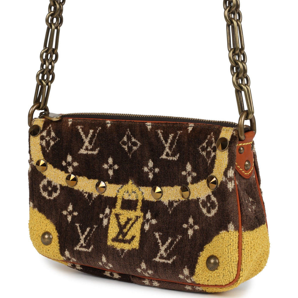 Louis Vuitton Vintage Trompe L'Oeil Pochette Brown and Yellow Velvet Brass Hardware