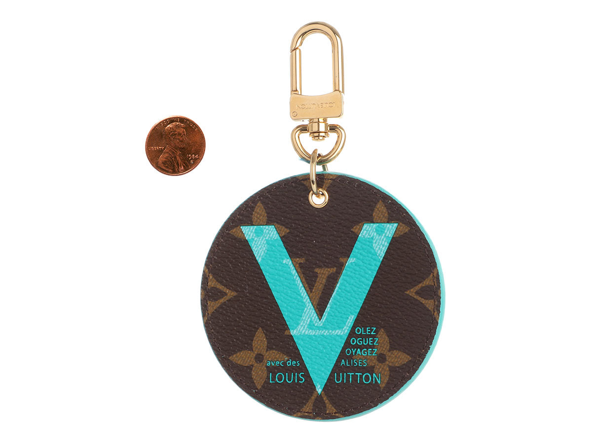 Louis Vuitton Turquoise V IllustrÃ© Bag Charm