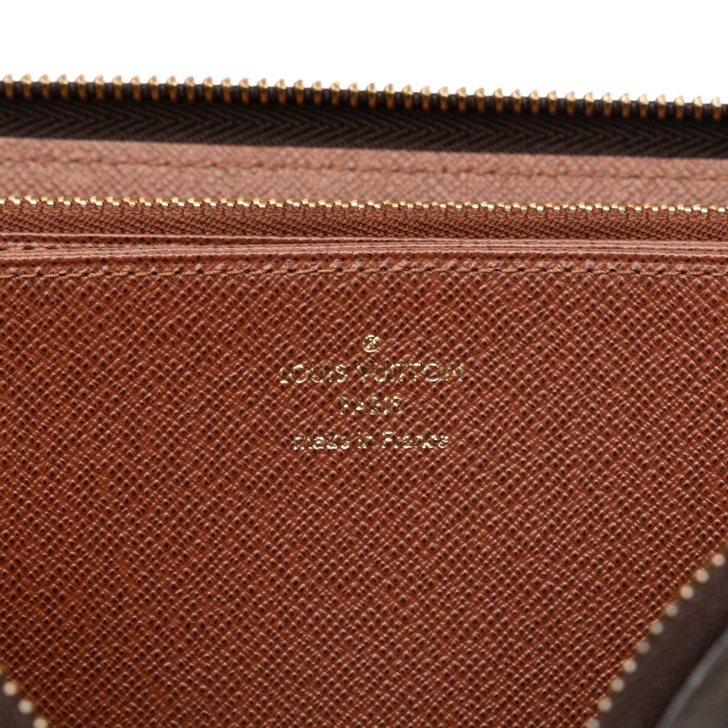 Brown Louis Vuitton Monogram Zippy Wallet