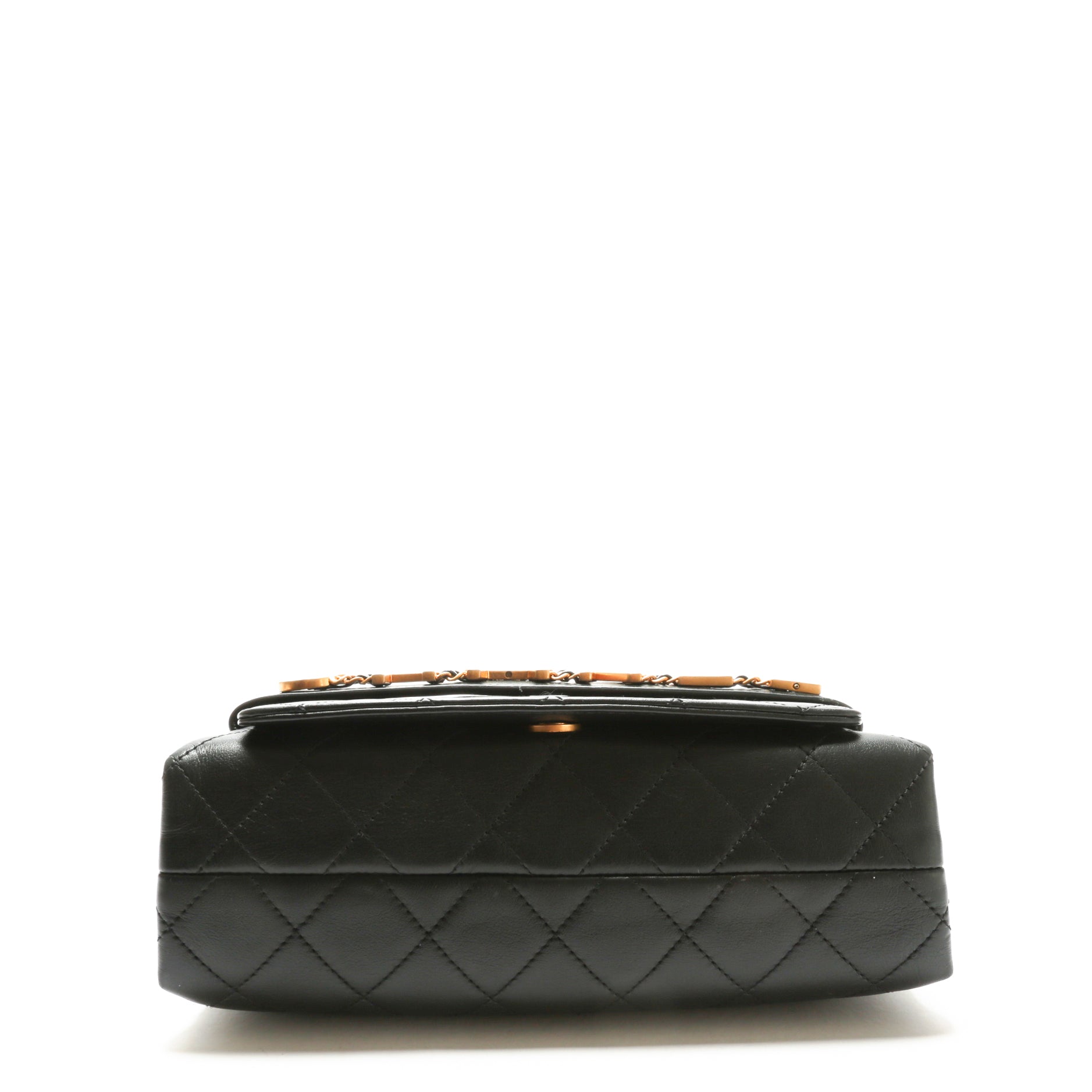 CHANEL 2020 Medium Enchained Flap Bag-Black