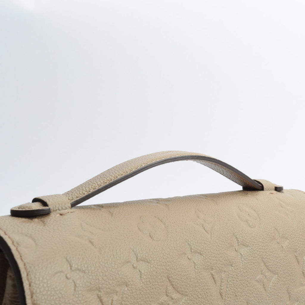 LOUIS VUITTON Pochette Metis MM -Empreinte Turtledove