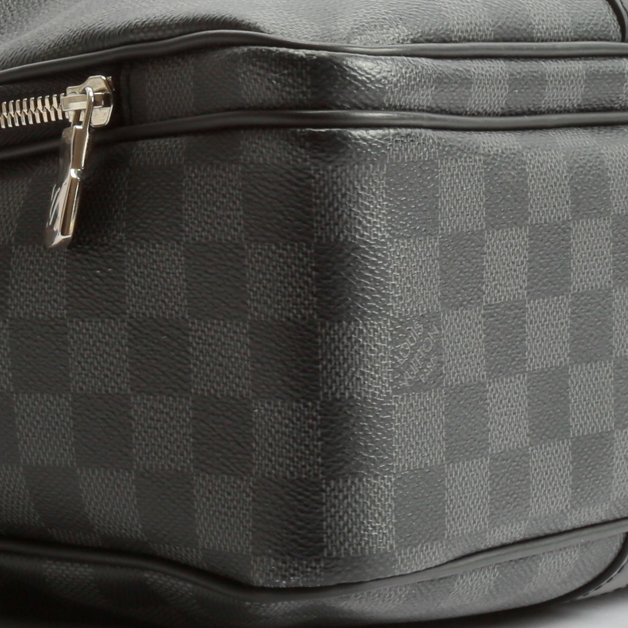 LOUIS VUITTON Icare NM Damier Graphite