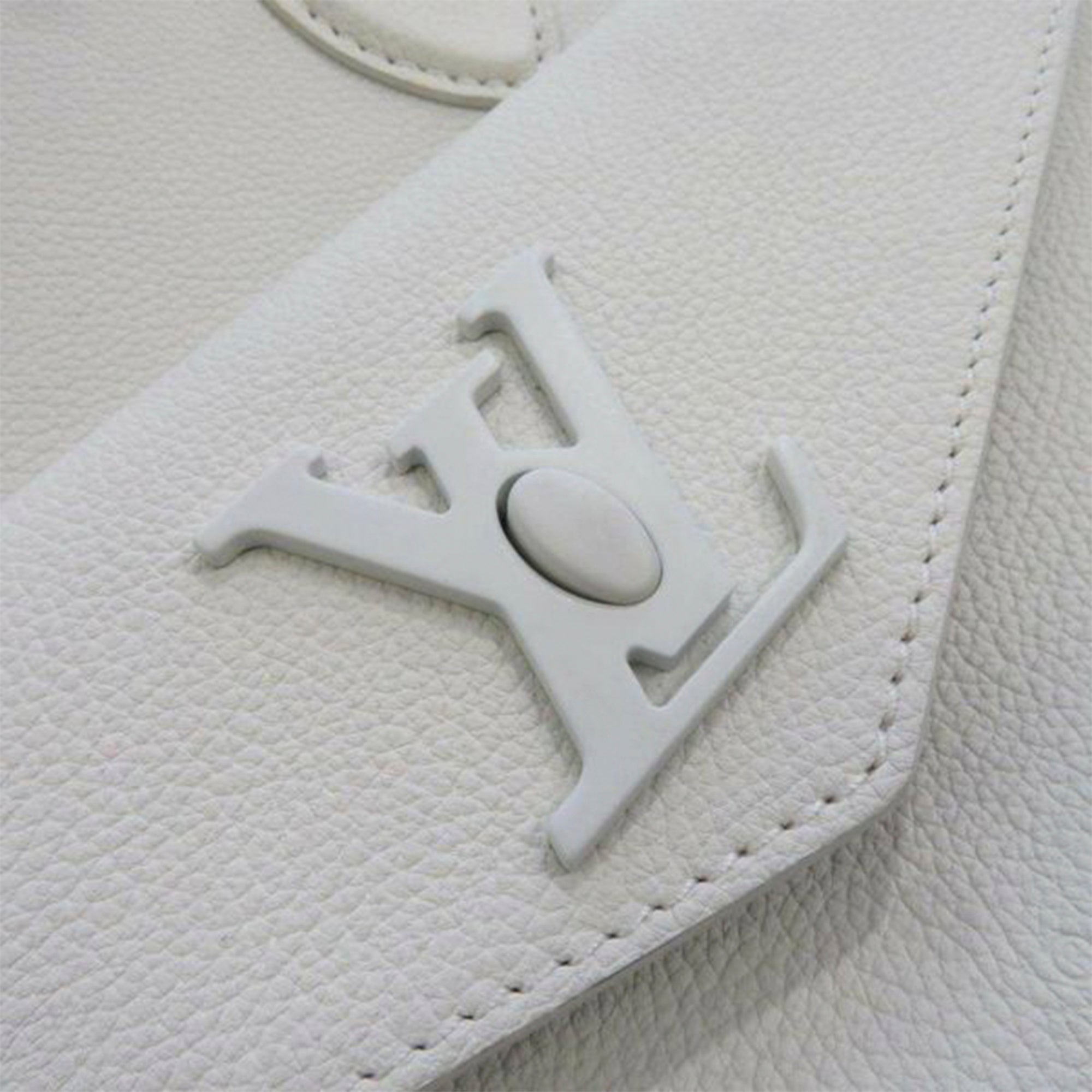 Louis Vuitton Lockme PM White Calfskin