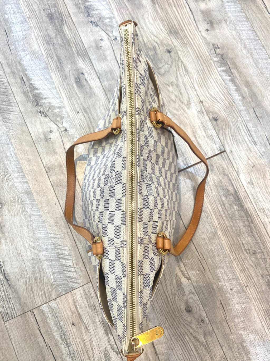 LOUIS VUITTON DAMIER AZUR TOTALLY MM SHOULDER BAG
