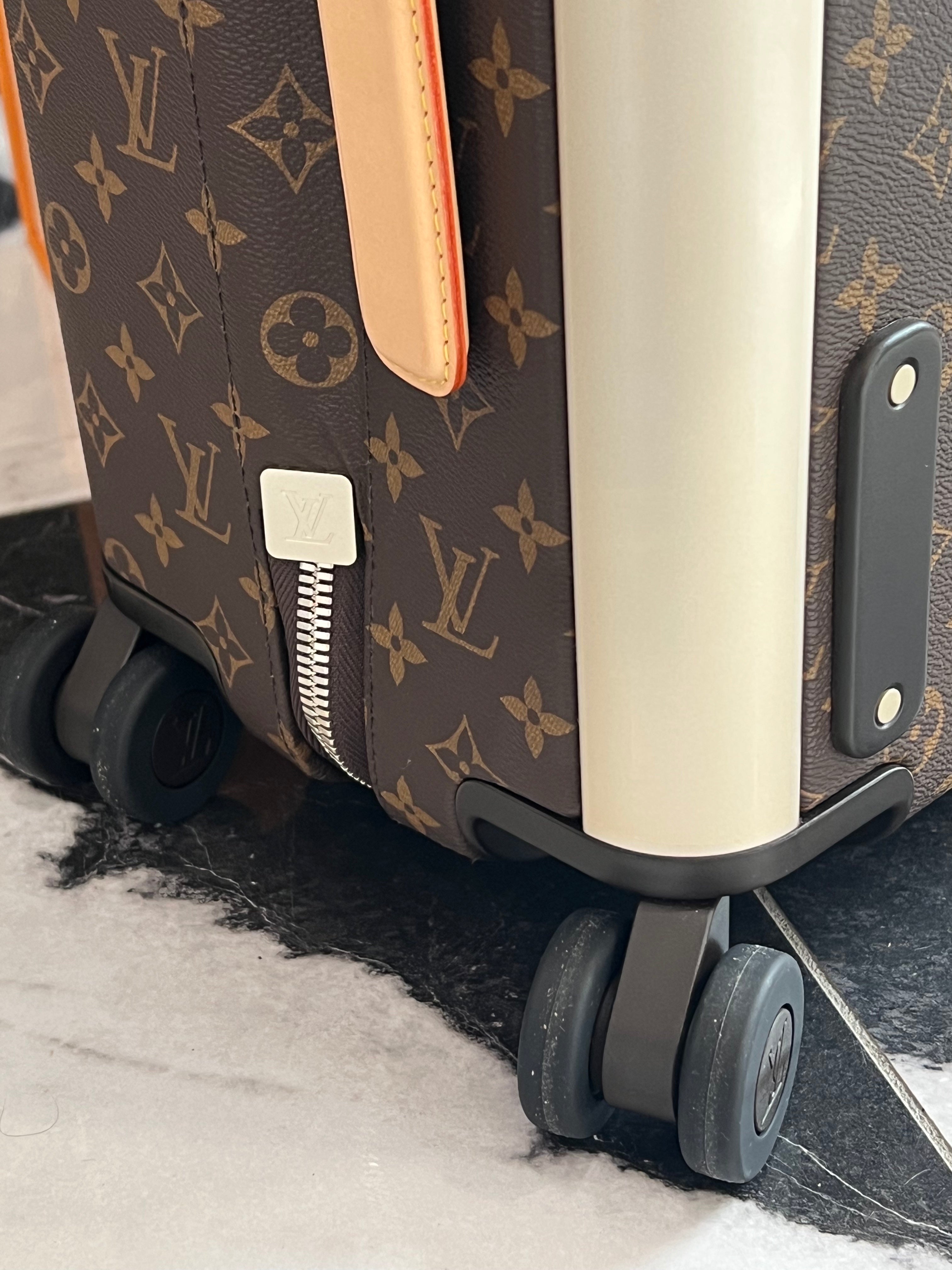 LOUIS VUITTON MONOGRAM HORIZON 55 SUITCASE