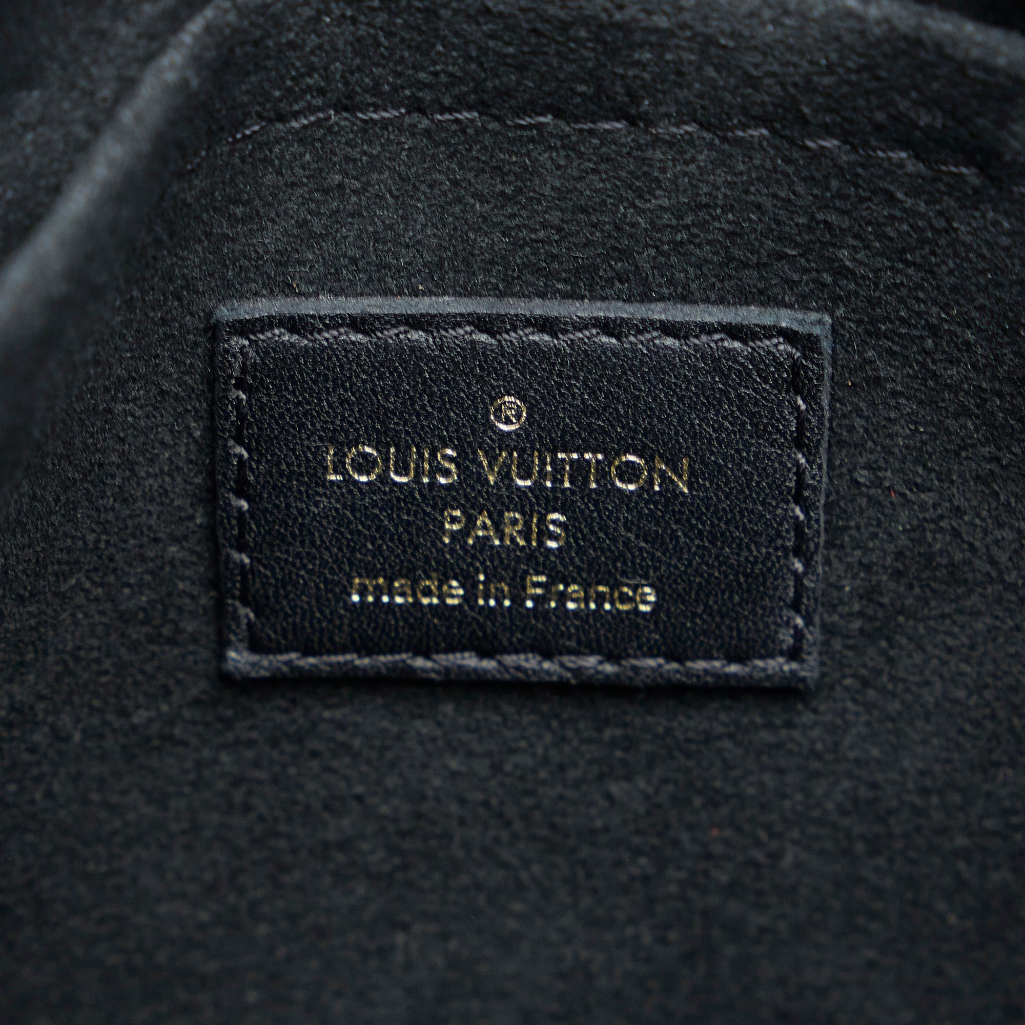 Louis Vuitton Monogram Locky