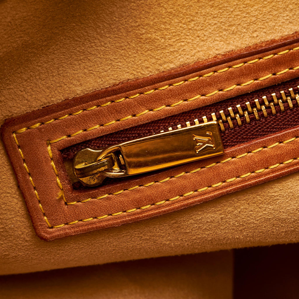 Louis Vuitton Monogram Looping GM