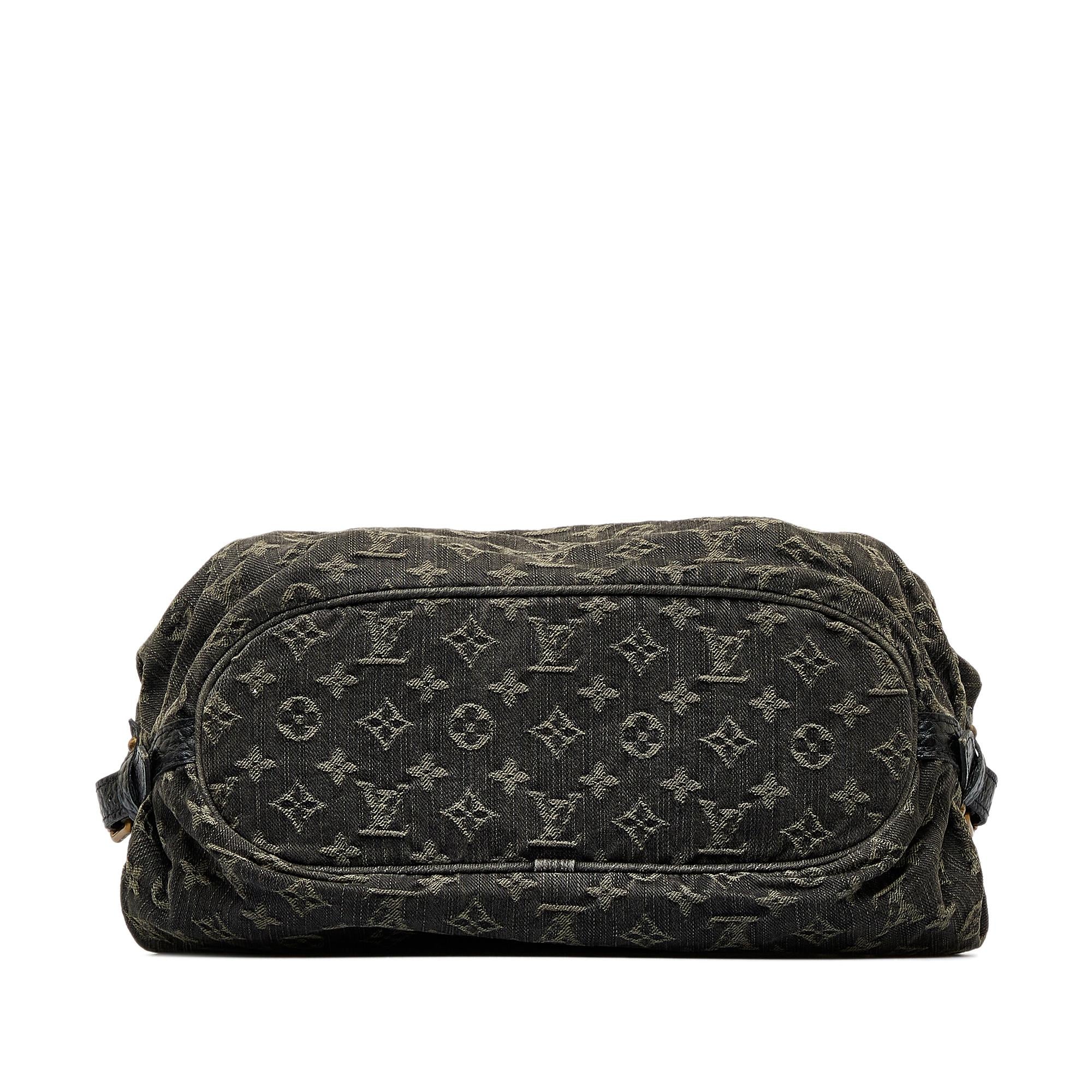 Louis Vuitton Monogram Mahina XS