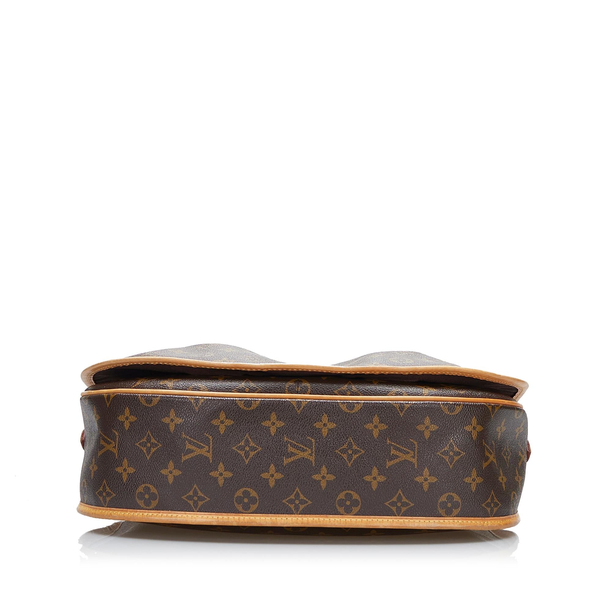 Louis Vuitton Monogram Menilmontant MM (SHG-6mmjQB)