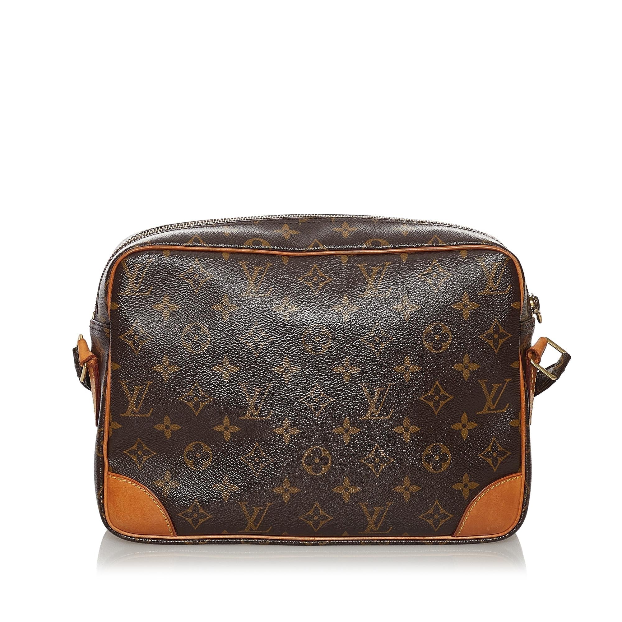 Louis Vuitton Monogram Nile (SHG-33202)
