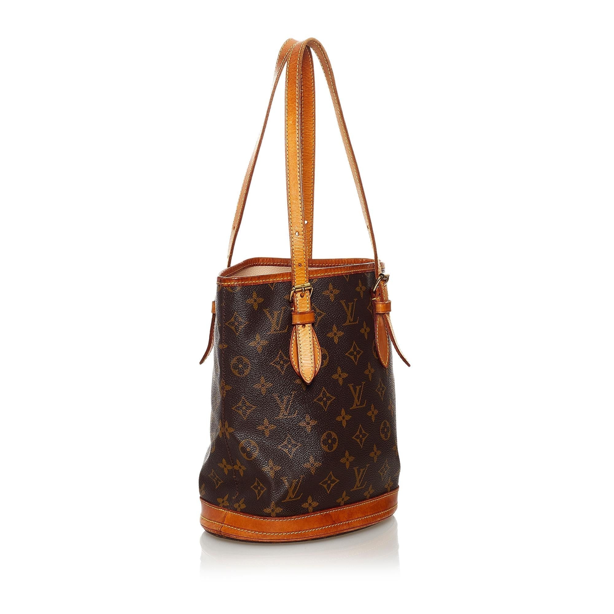 Louis Vuitton Monogram Petit Bucket Bag (SHG-31489)