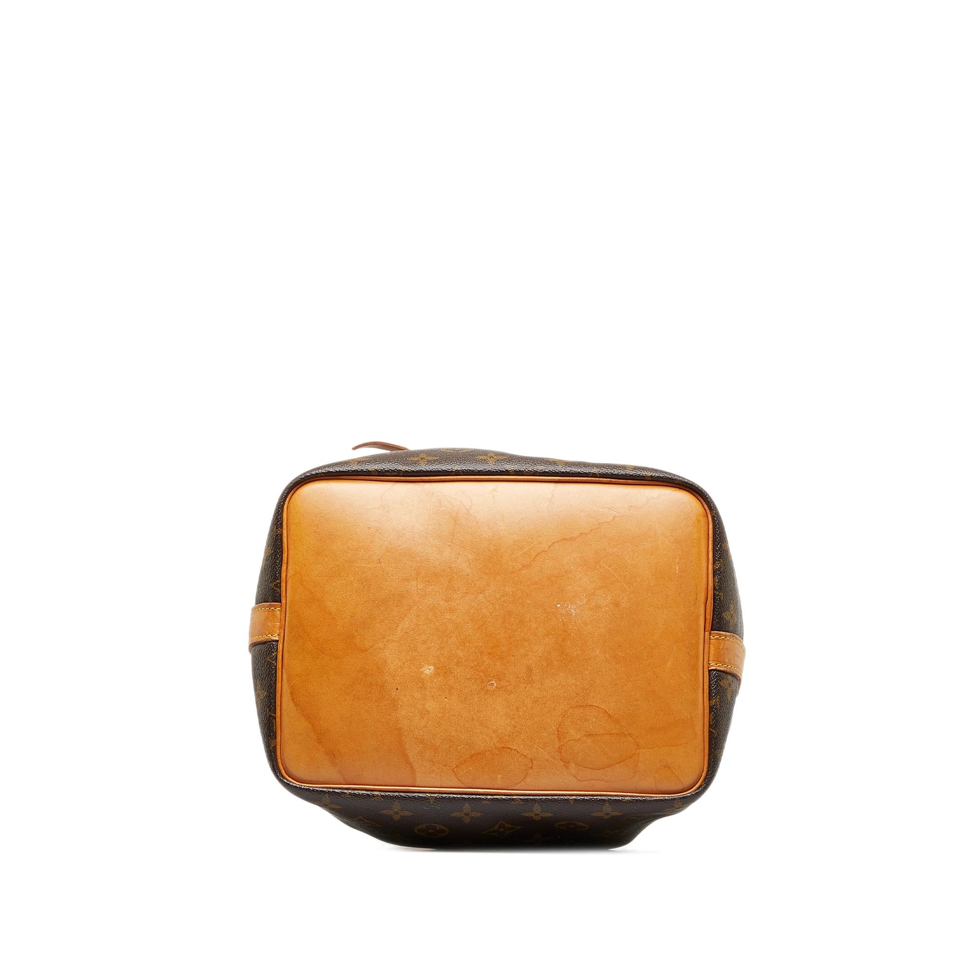 Louis Vuitton Monogram Petit Noe (SHG-ej8wb7)