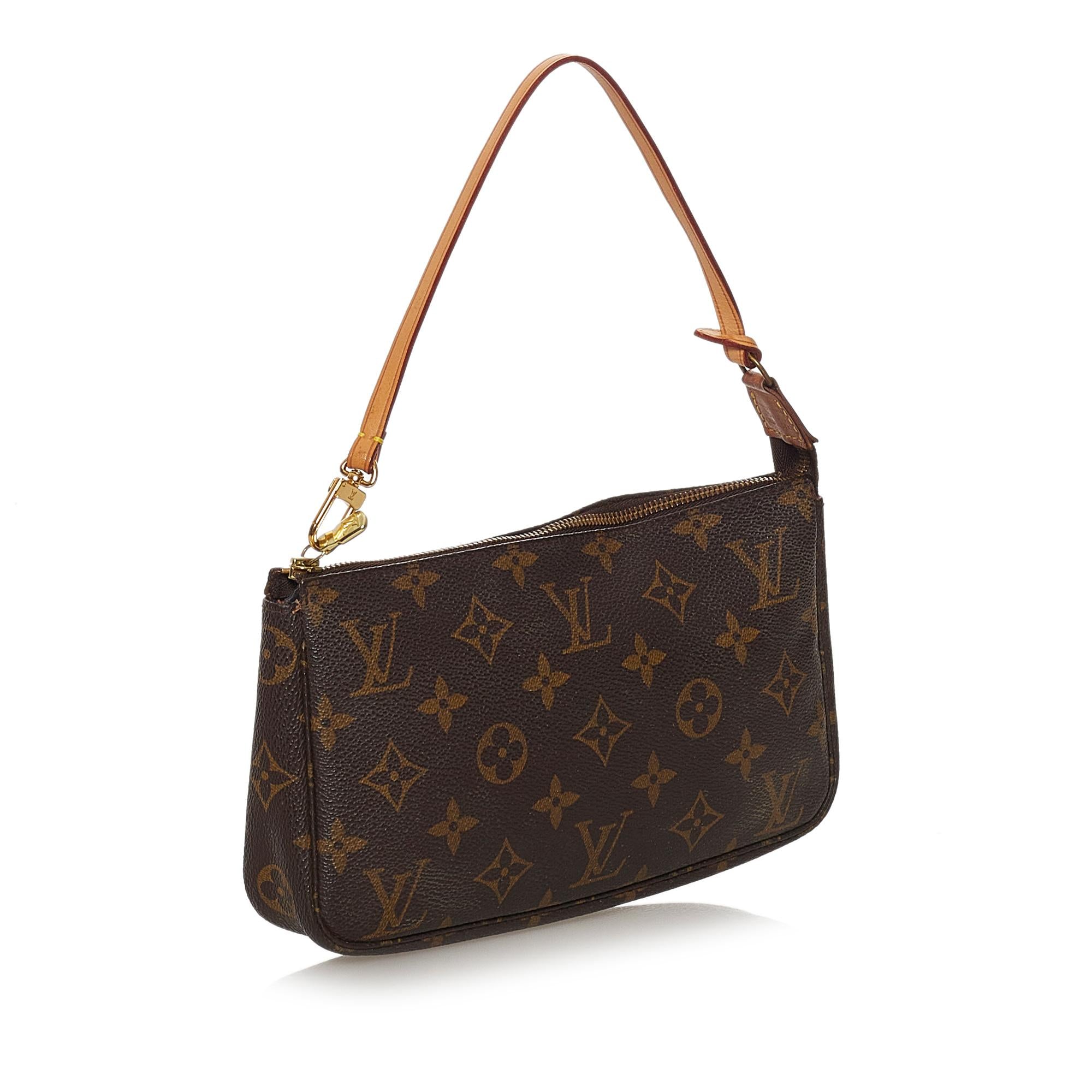 Louis Vuitton Monogram Pochette Accessoires (SHG-32912)