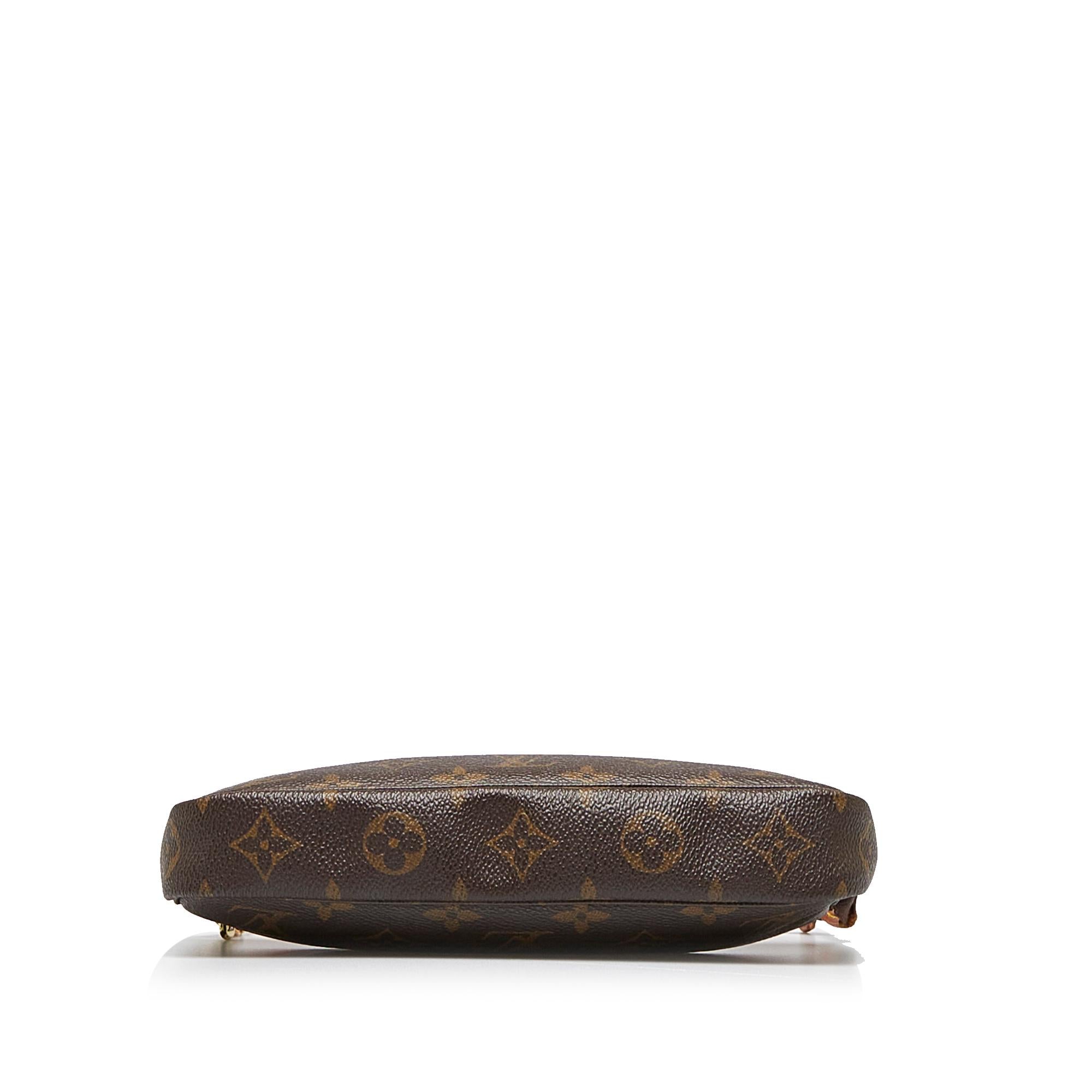 Louis Vuitton Monogram Pochette Accessoires (SHG-WuA3SO)