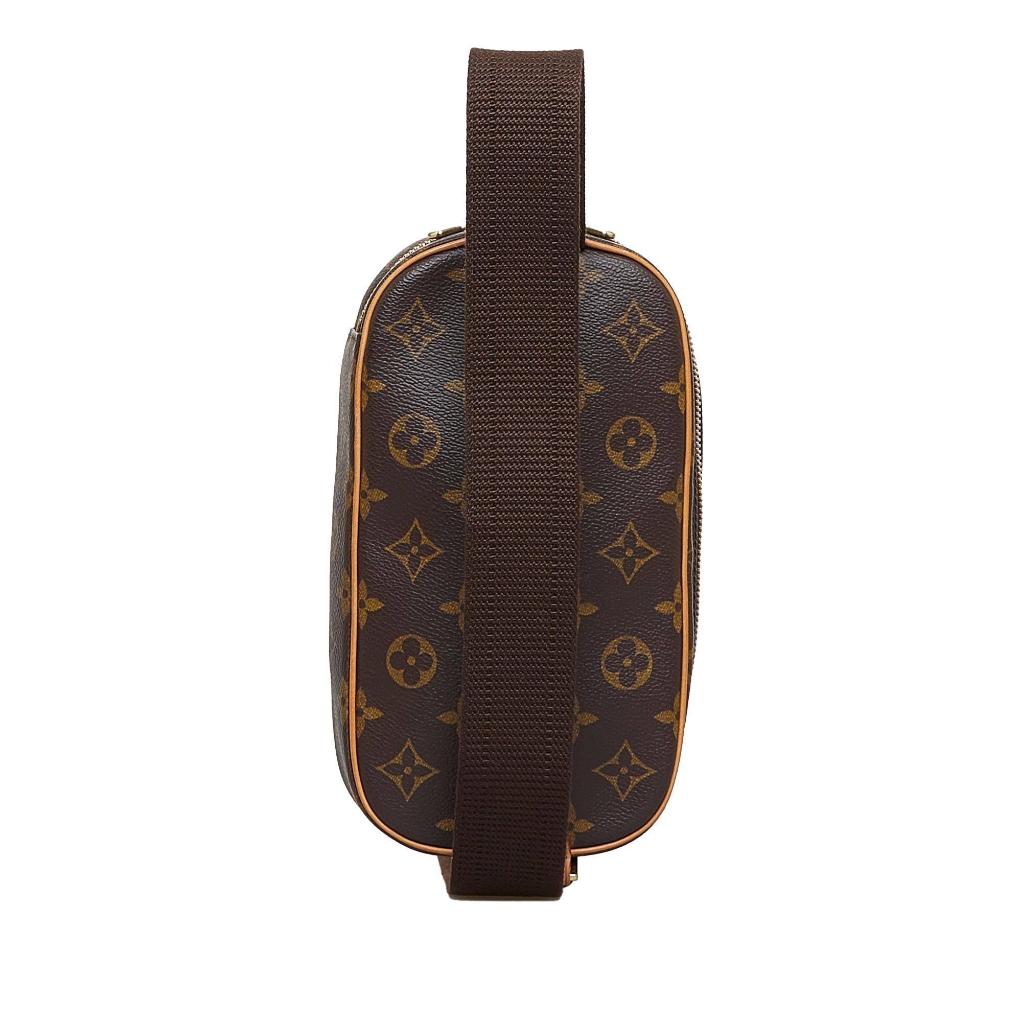 Louis Vuitton Monogram Pochette Gange (SHG-l2cetC)