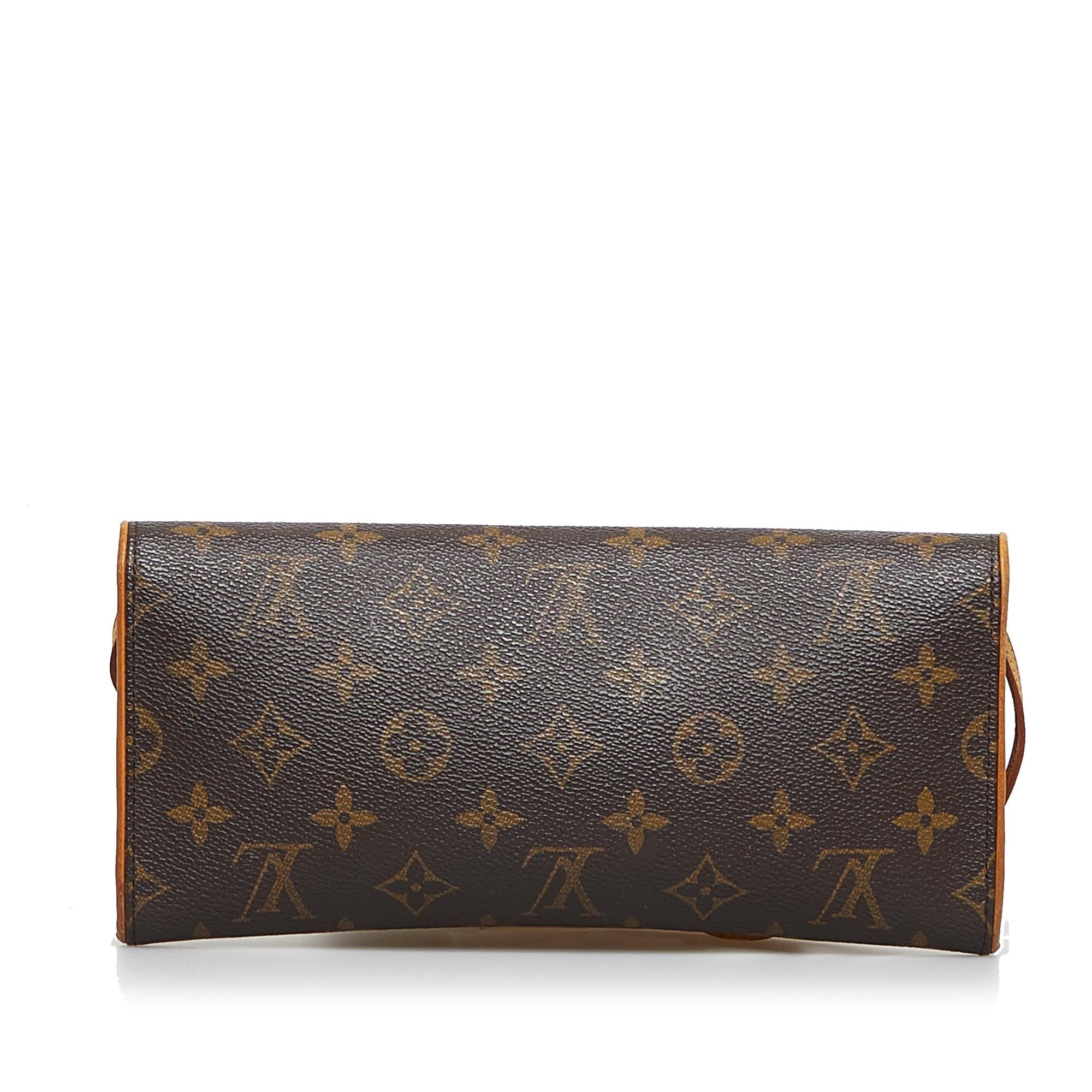 Louis Vuitton Monogram Pochette Twin GM (SHG-cZApAw)