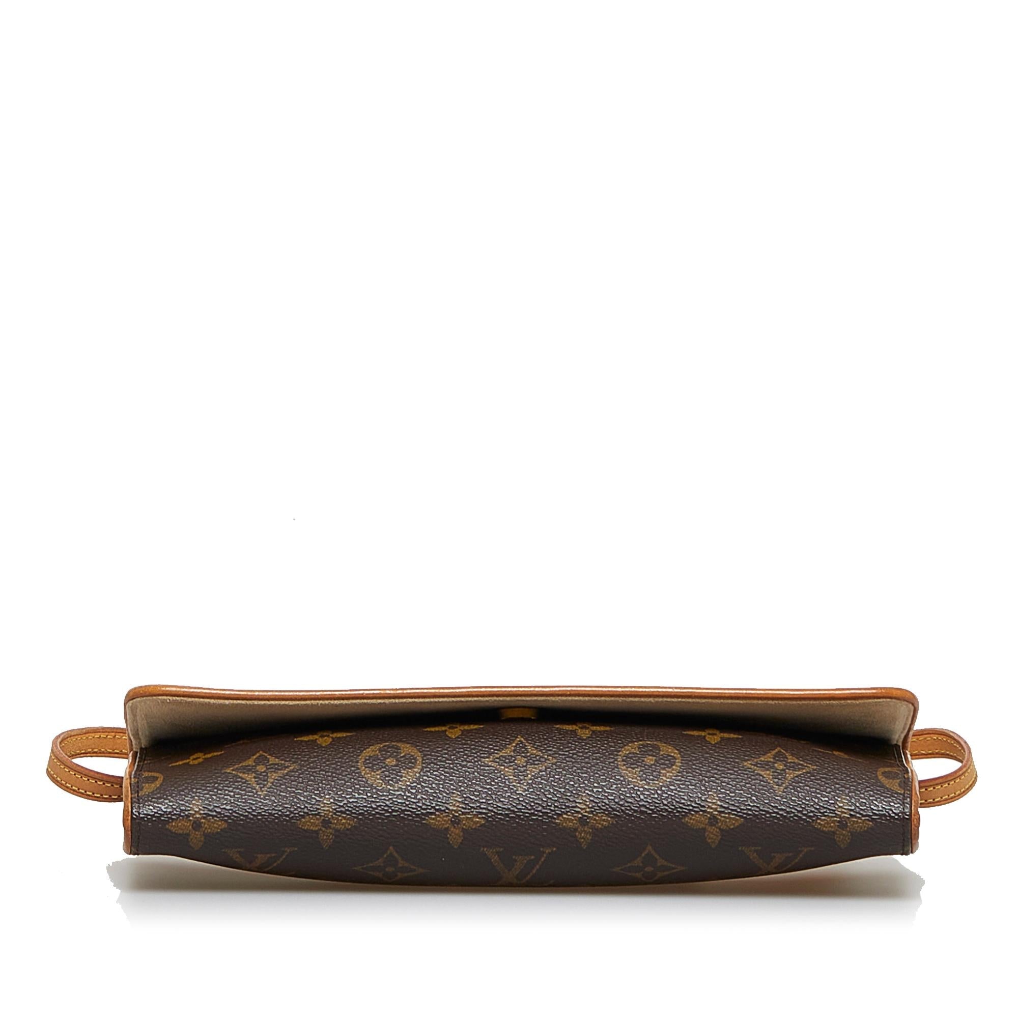 Louis Vuitton Monogram Pochette Twin GM (SHG-cZApAw)