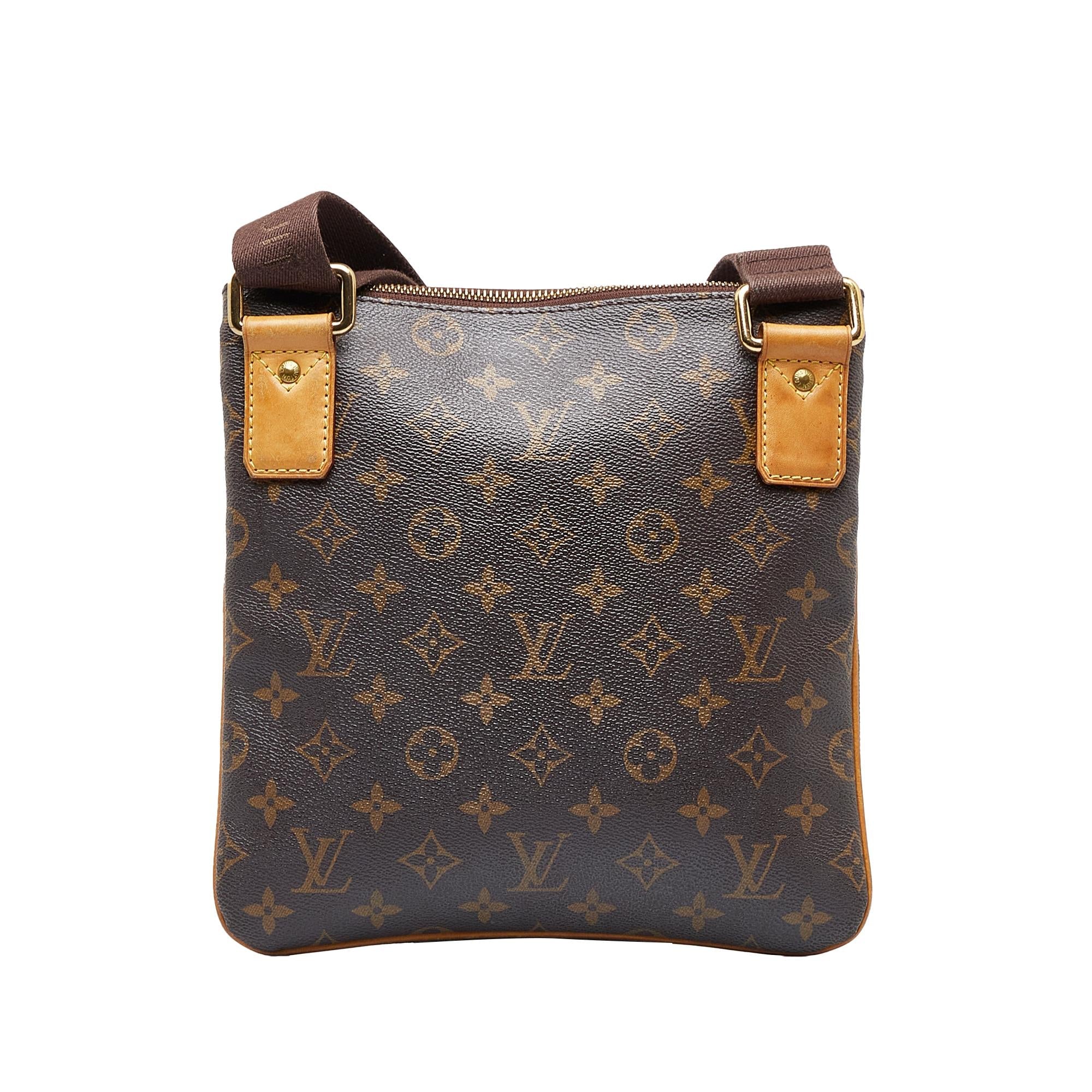 Louis Vuitton Monogram Pochette Valmy (SHG-NC9xDn)