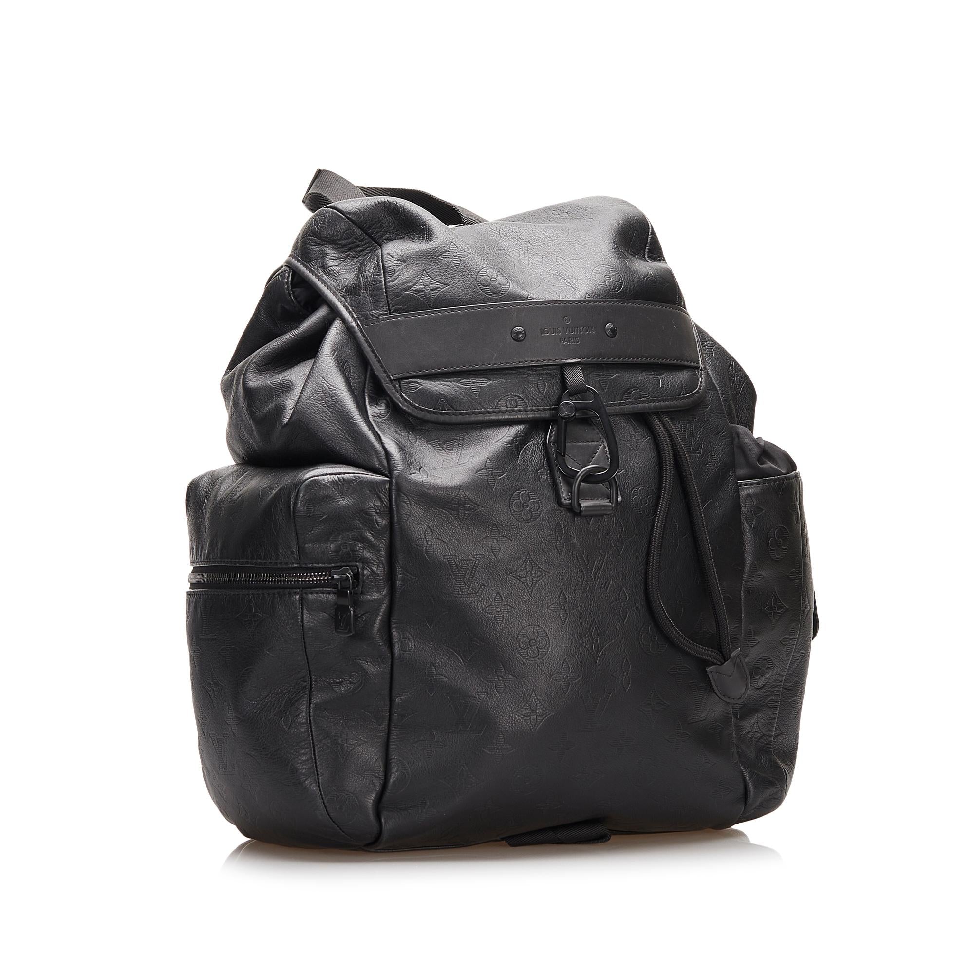 Louis Vuitton Monogram Shadow Discovery (SHG-P9Uz0c)