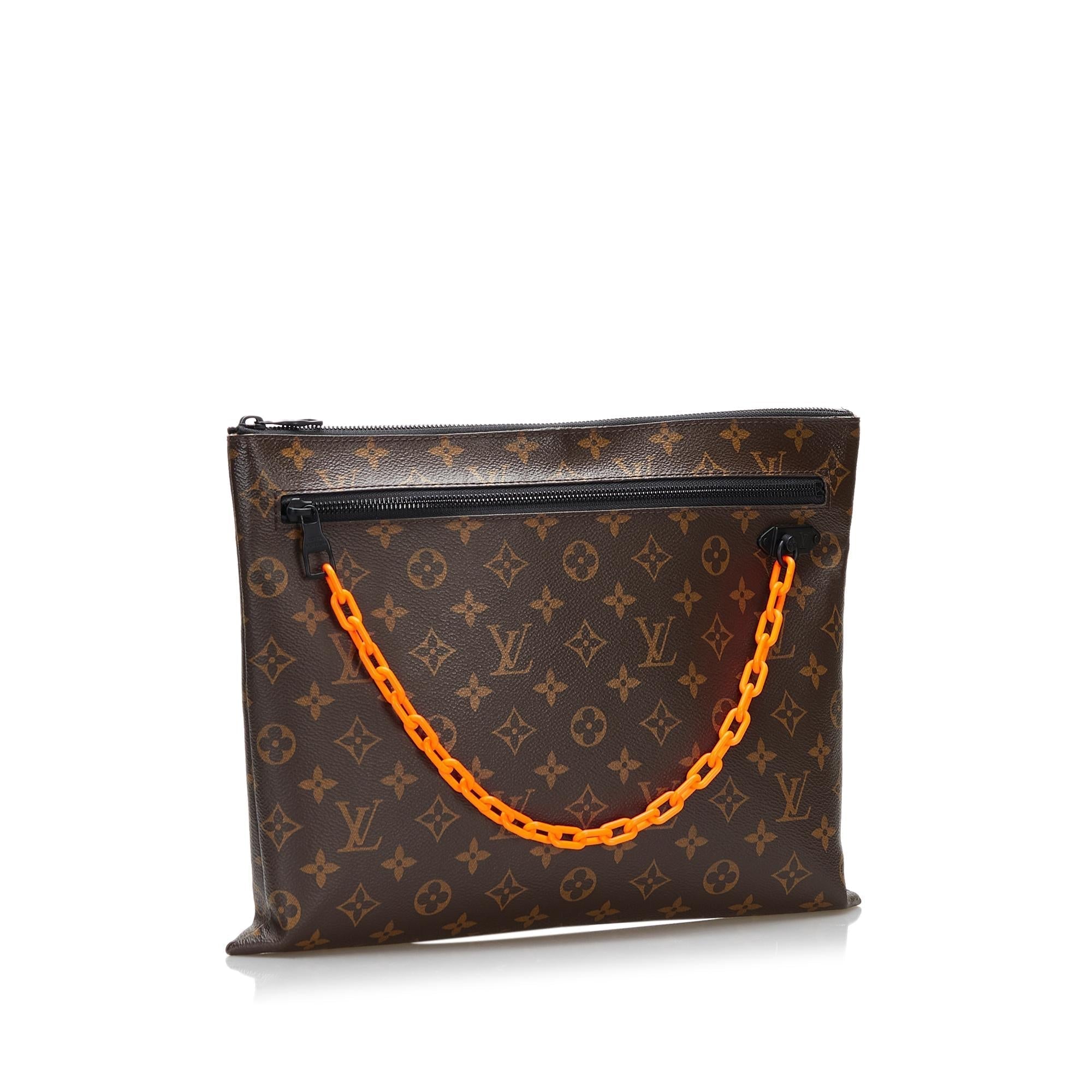 Louis Vuitton Monogram Solar Ray A4 Pochette (SHG-EXv5ni)