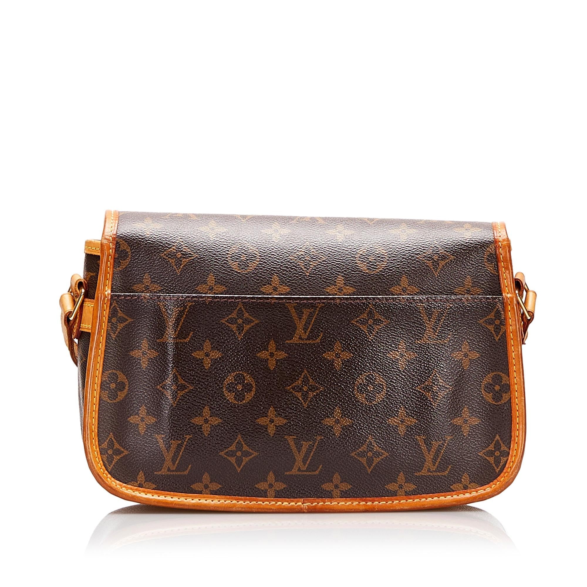 Louis Vuitton Monogram Sologne (SHG-35515)