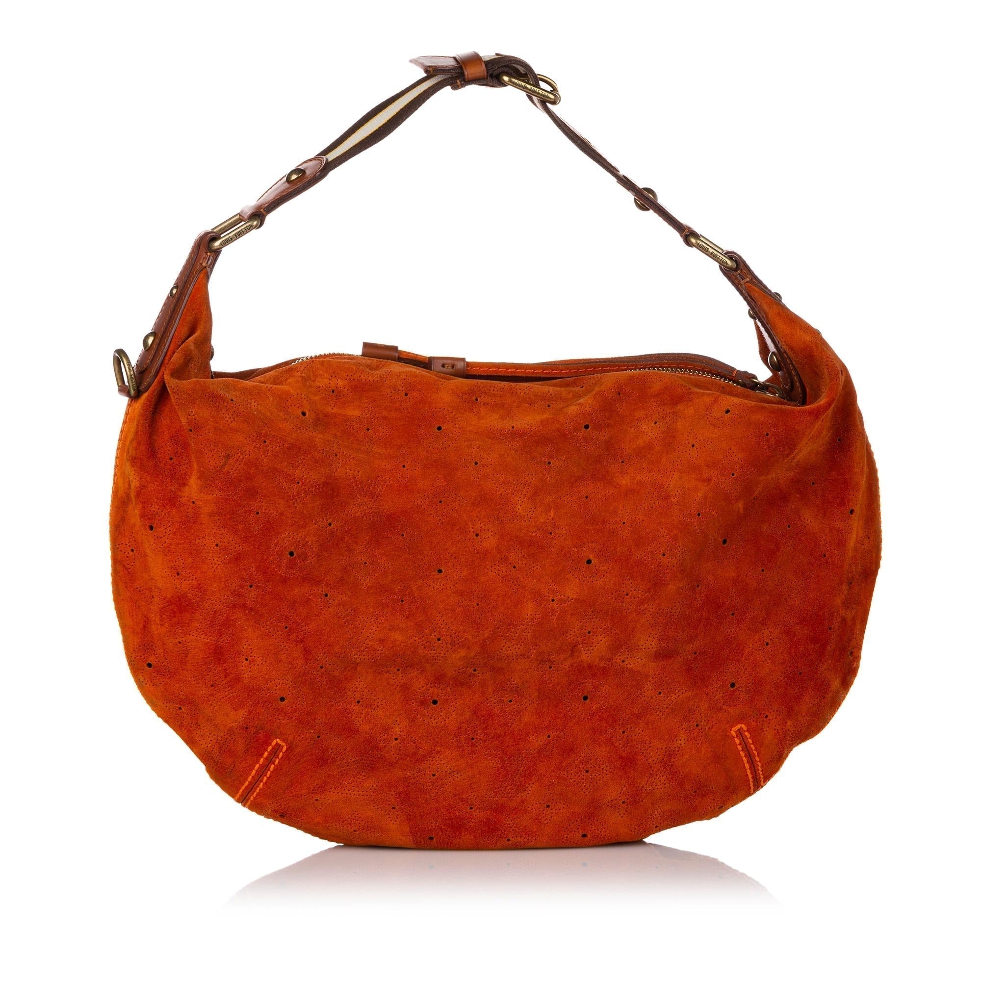 Louis Vuitton Monogram Suede Onatah GM (SHG-37712)