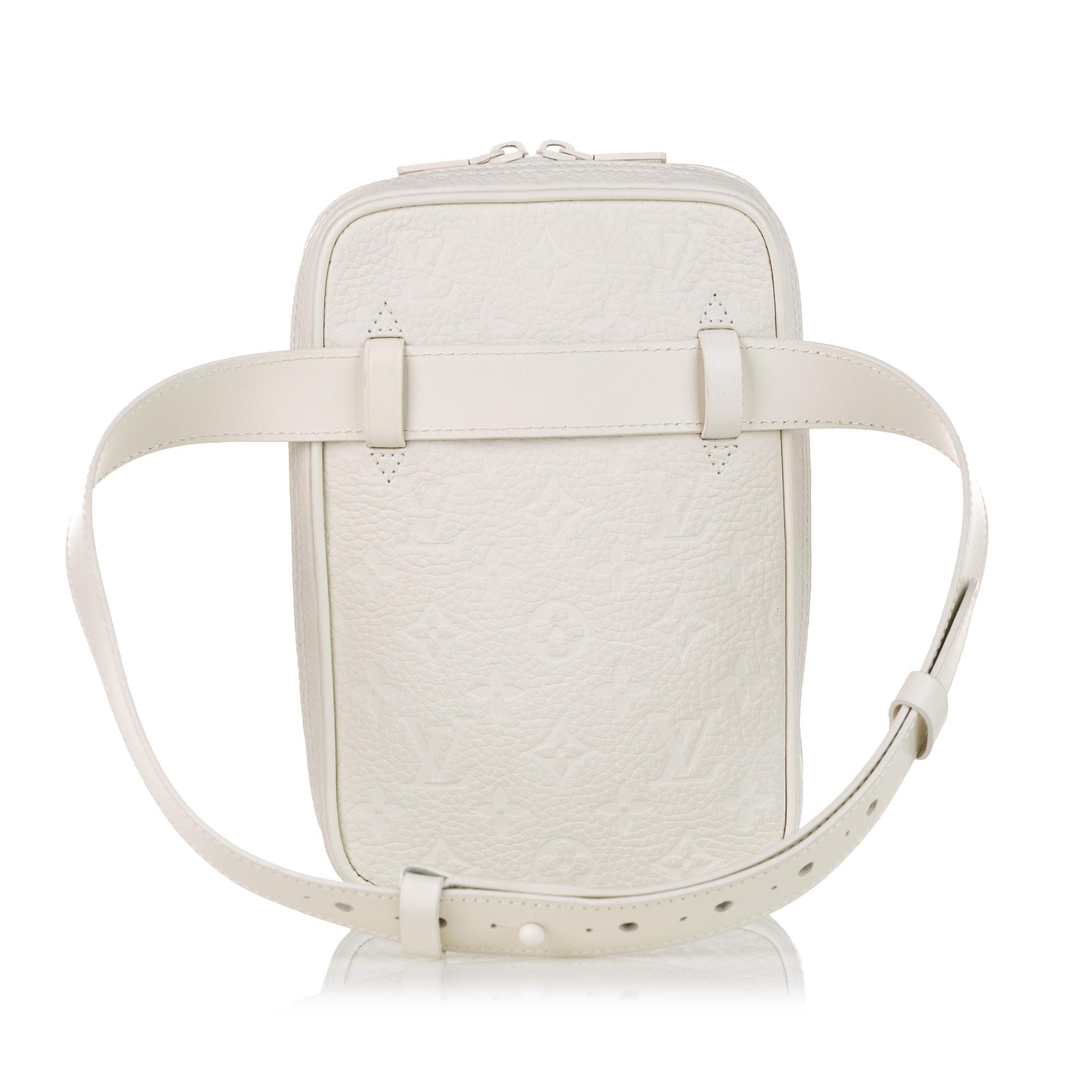 Louis Vuitton Monogram Taurillon Utility Side Belt Bag (SHG-0fvhtN)