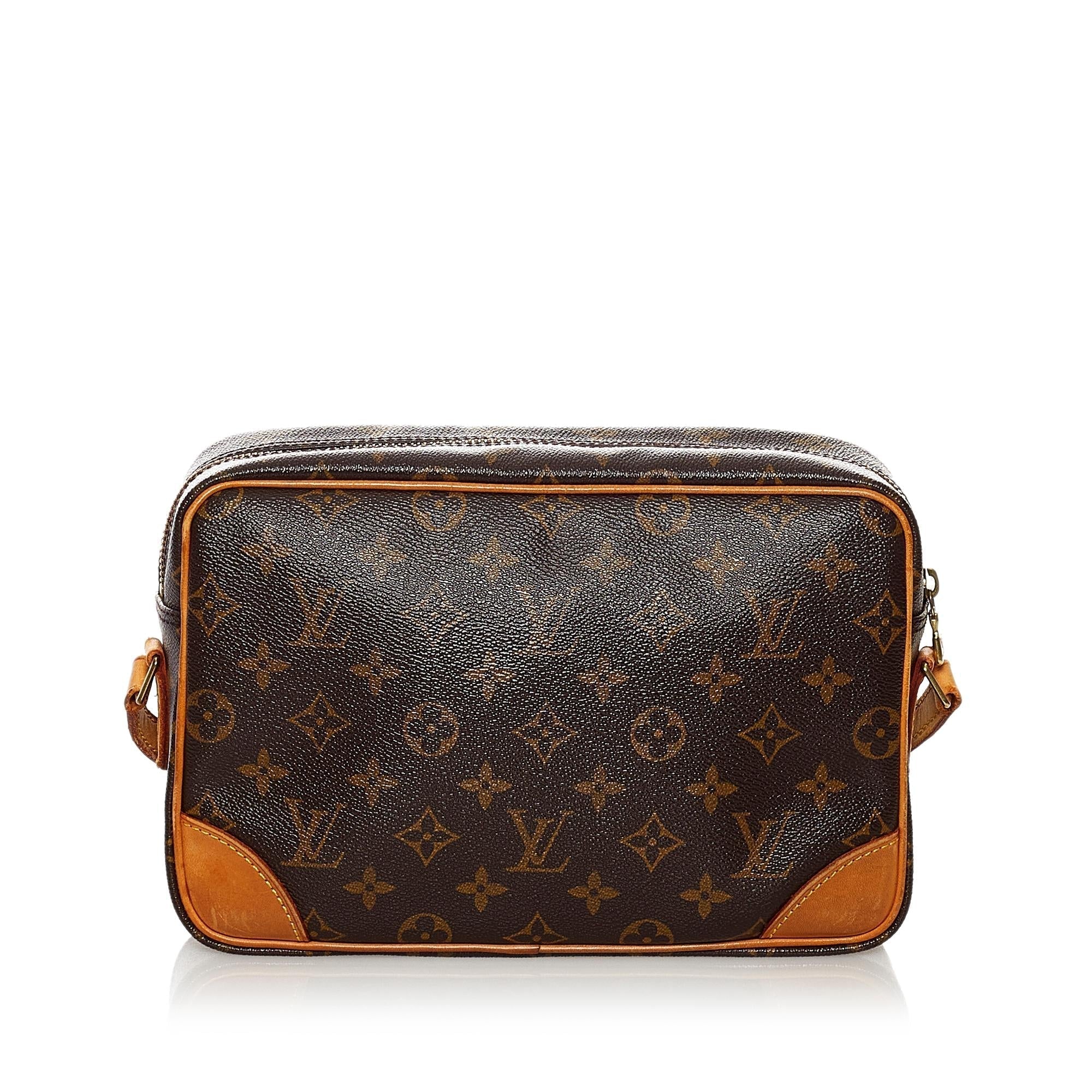 Louis Vuitton Monogram Trocadero 27 (SHG-31782)