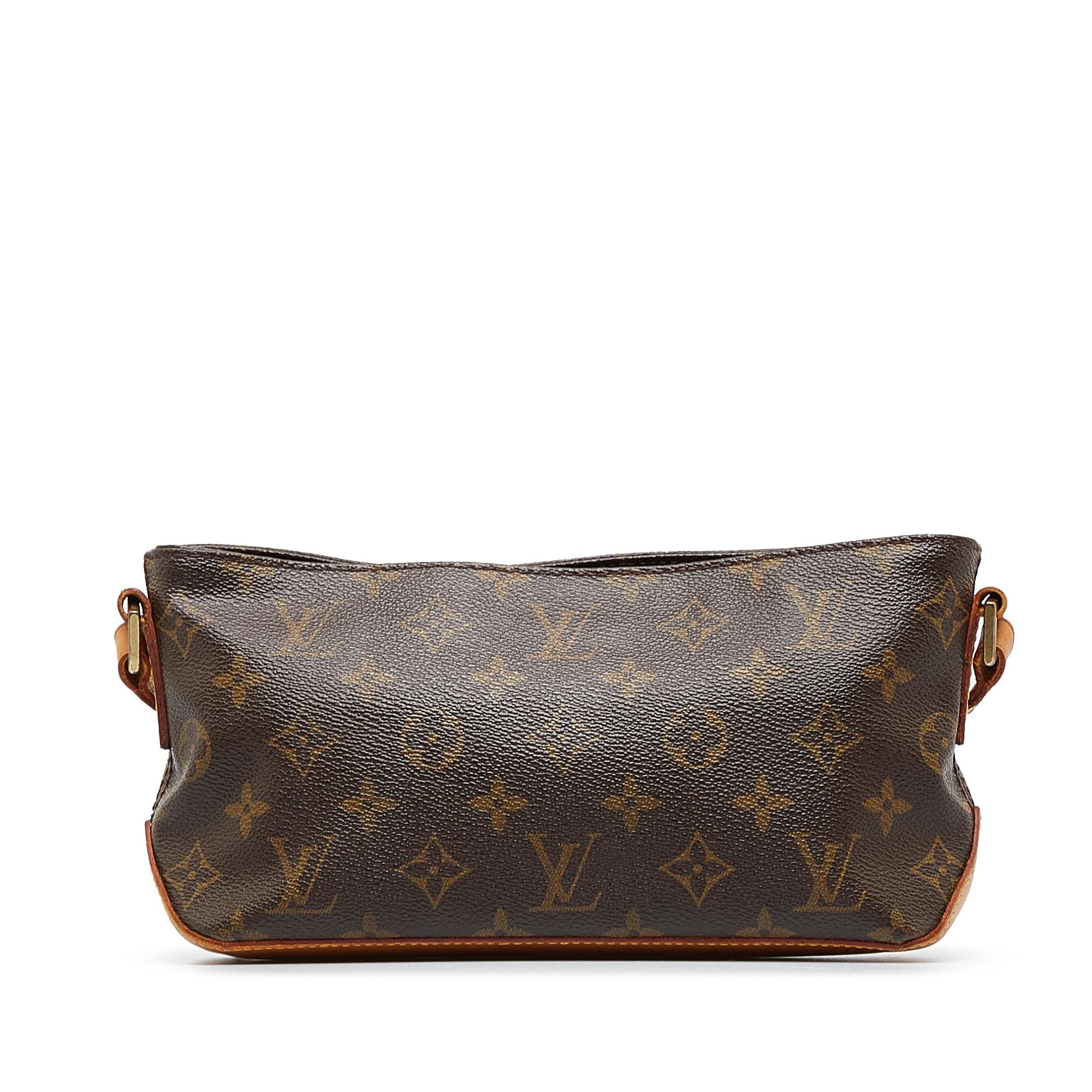 Louis Vuitton Monogram Trotteur (SHG-tO6bVz)