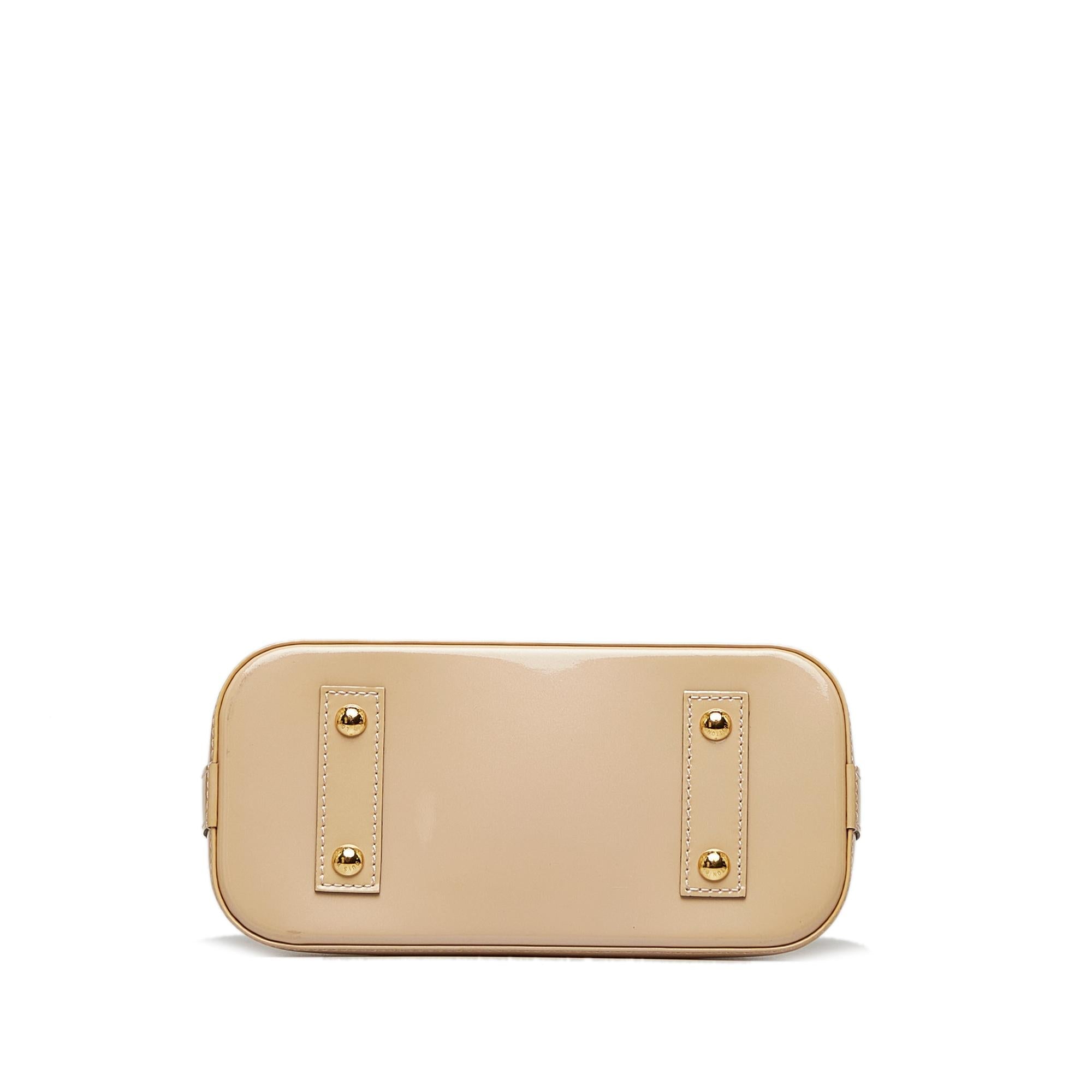Louis Vuitton Monogram Vernis Alma BB (SHG-KbY5nW)