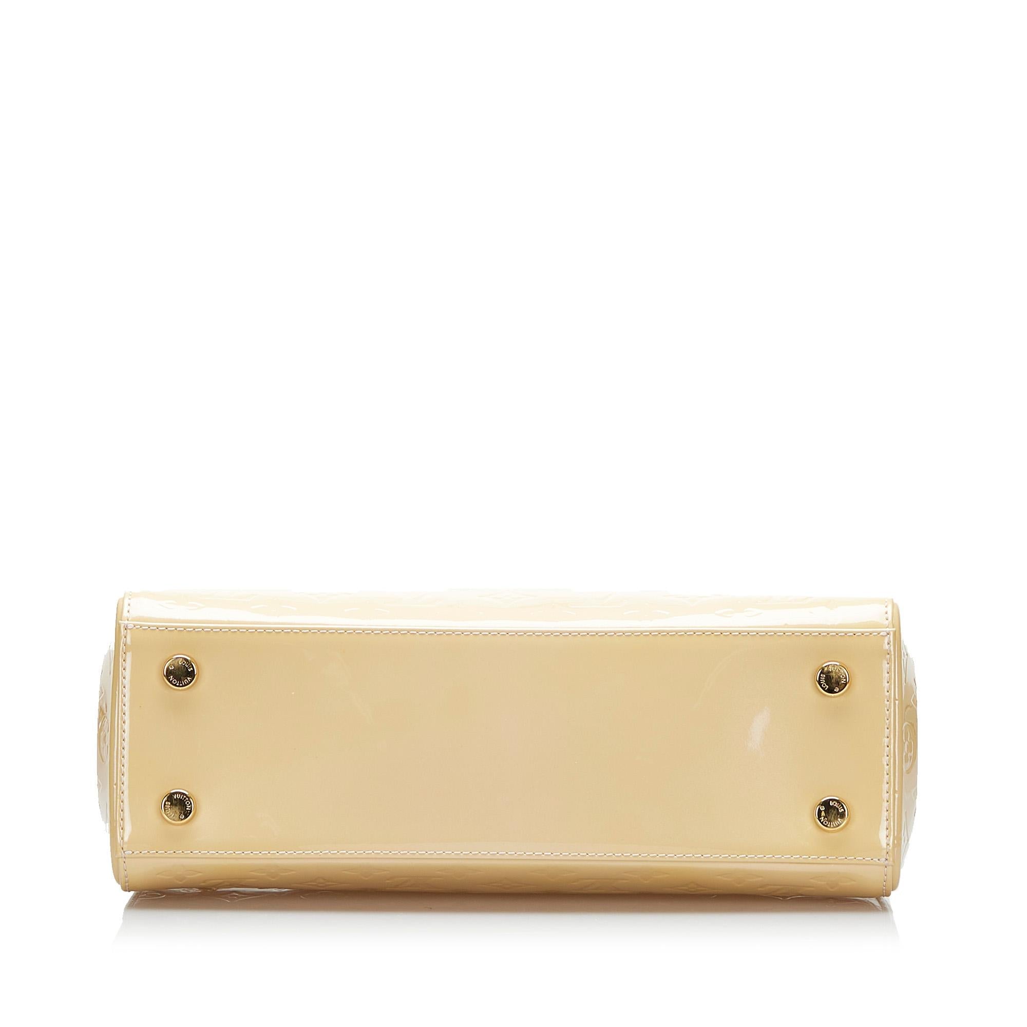 Louis Vuitton Monogram Vernis Brea MM (SHG-EXk7Yz)
