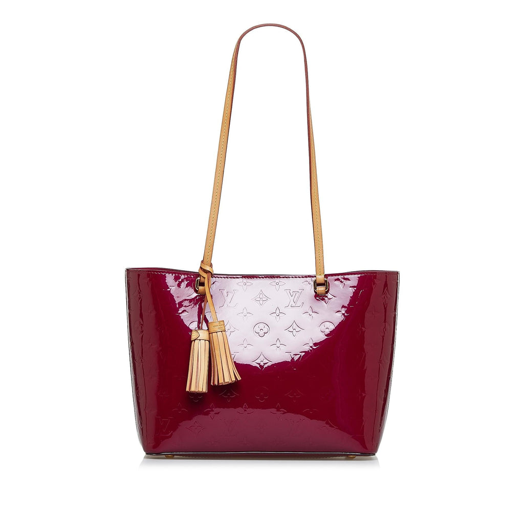 Louis Vuitton Monogram Vernis Long Beach PM (SHG-54rzAh)