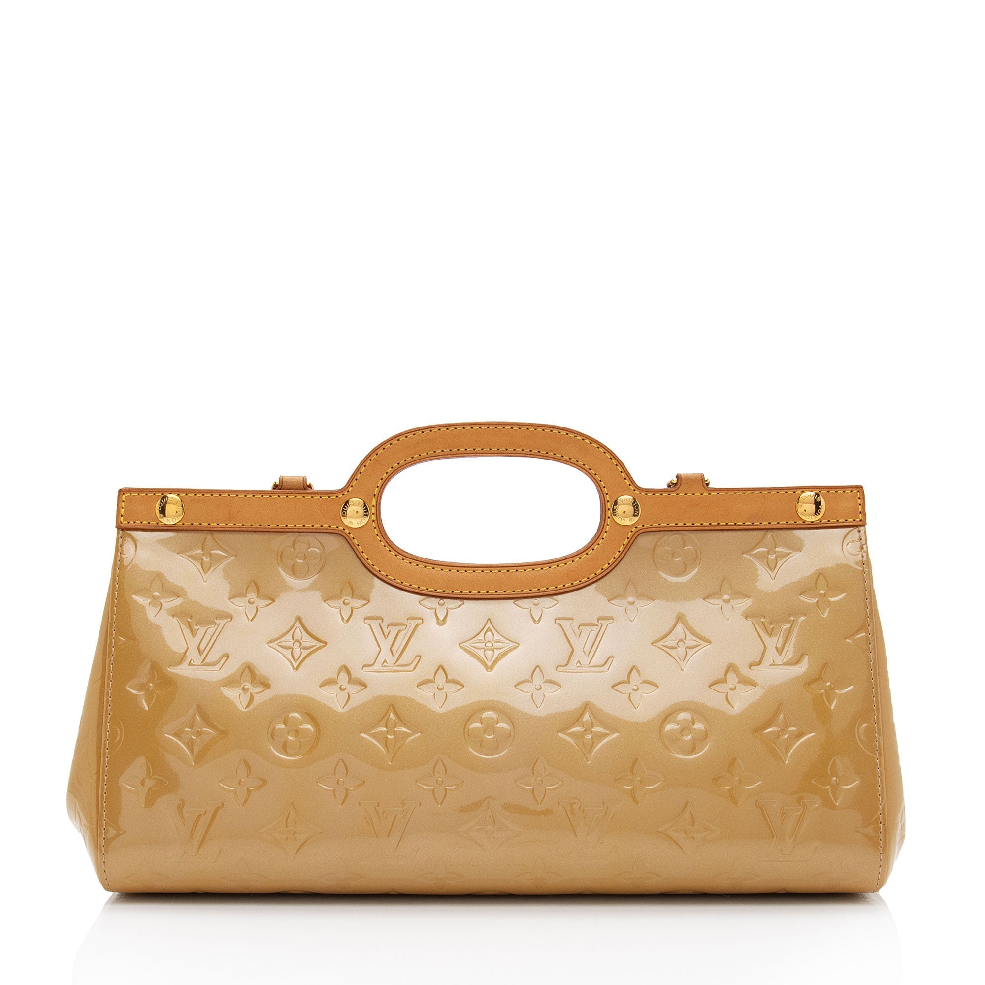 Louis Vuitton Monogram Vernis Roxbury Drive Clutch (SHF-HjMdyt)