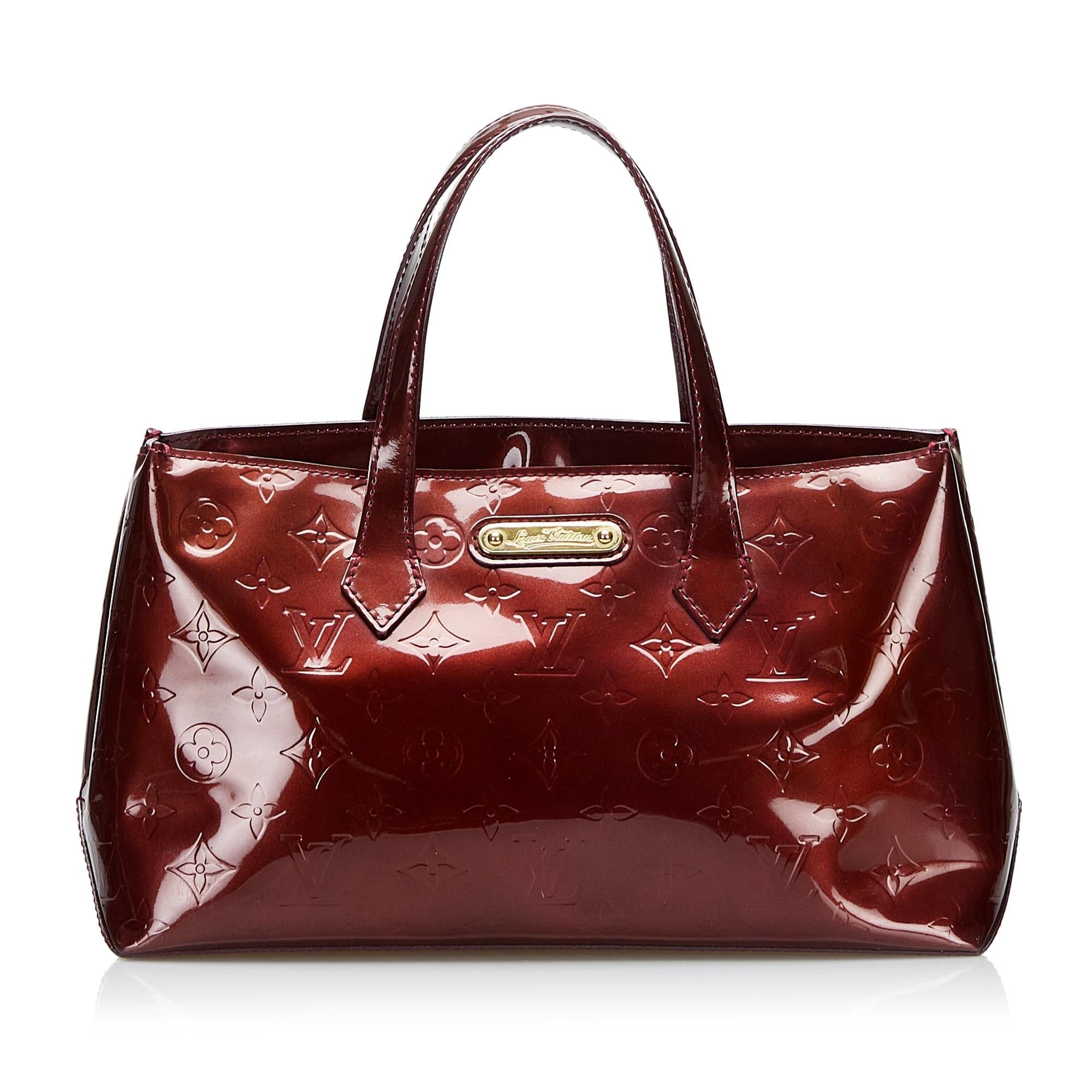 Louis Vuitton Monogram Vernis Wilshire PM (SHG-3zphEv)