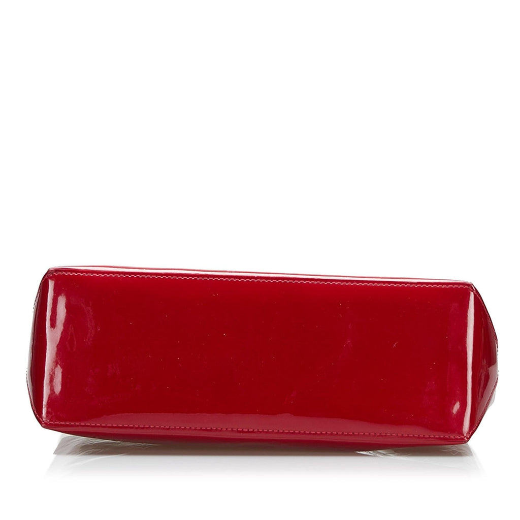 Louis Vuitton Monogram Vernis Wilshire PM (SHG-j2mK2w)