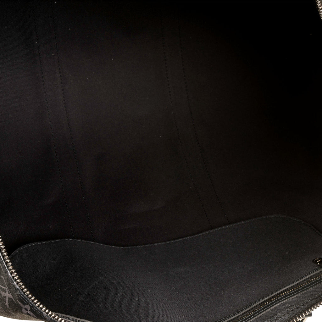 Louis Vuitton Keepall BandouliÃ¨re 55 - Monogram Eclipse